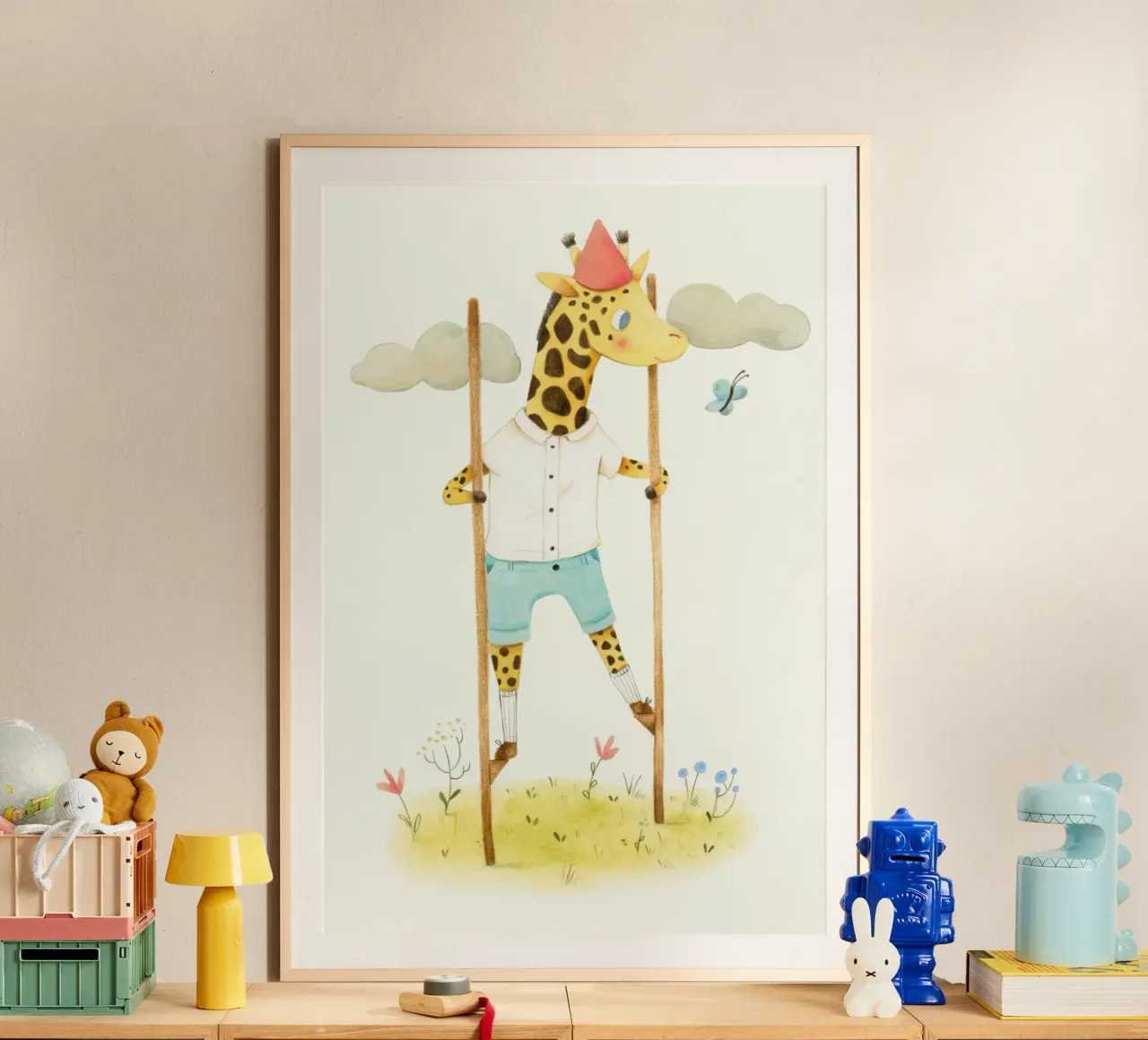 Judith Loske - Giraffe auf Stelzen poster da The Artcircle