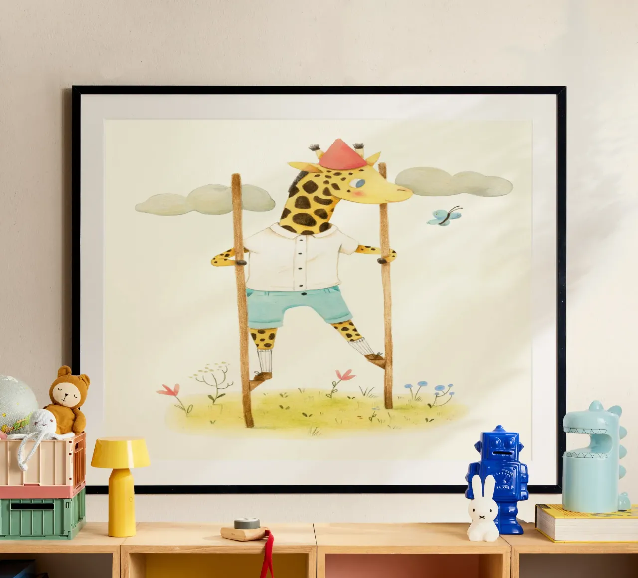 Judith Loske - Giraffe auf Stelzen poster da The Artcircle