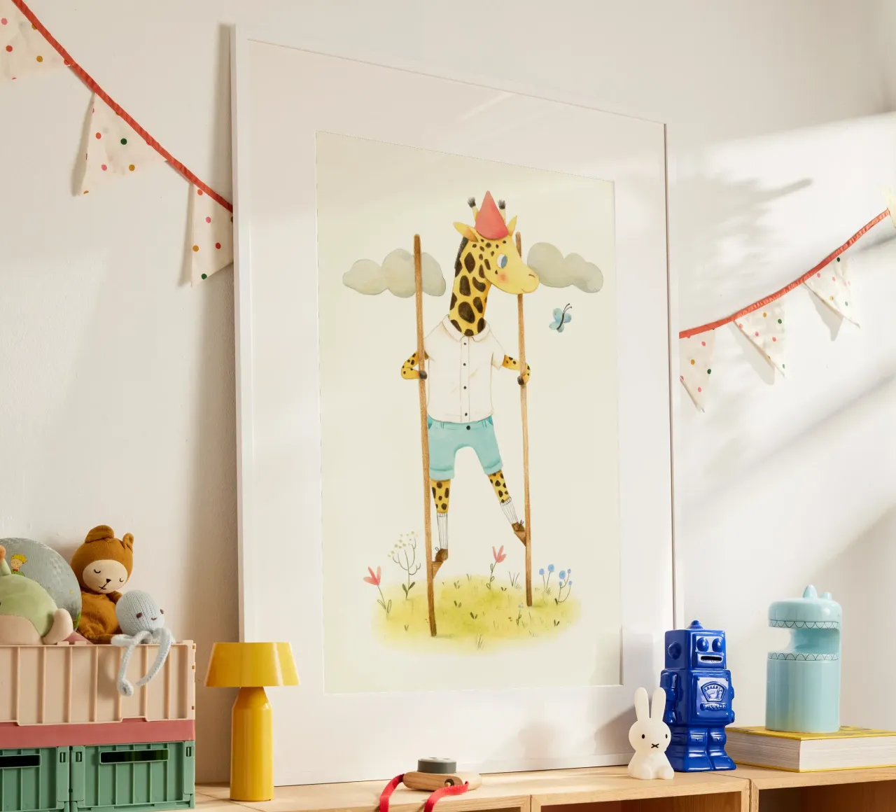Judith Loske - Giraffe auf Stelzen poster da The Artcircle