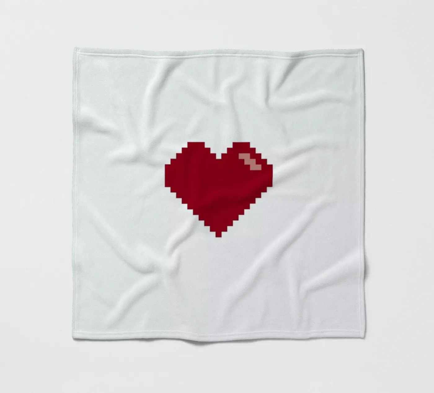 Pixel Heart Fleecedecke von Studio One