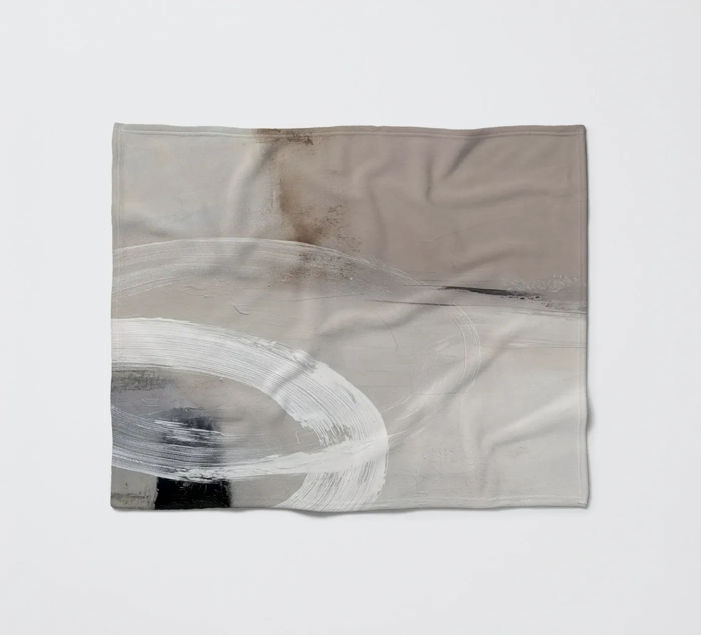 Soft Shape No. 02 Fleecedecke von Studio Greige