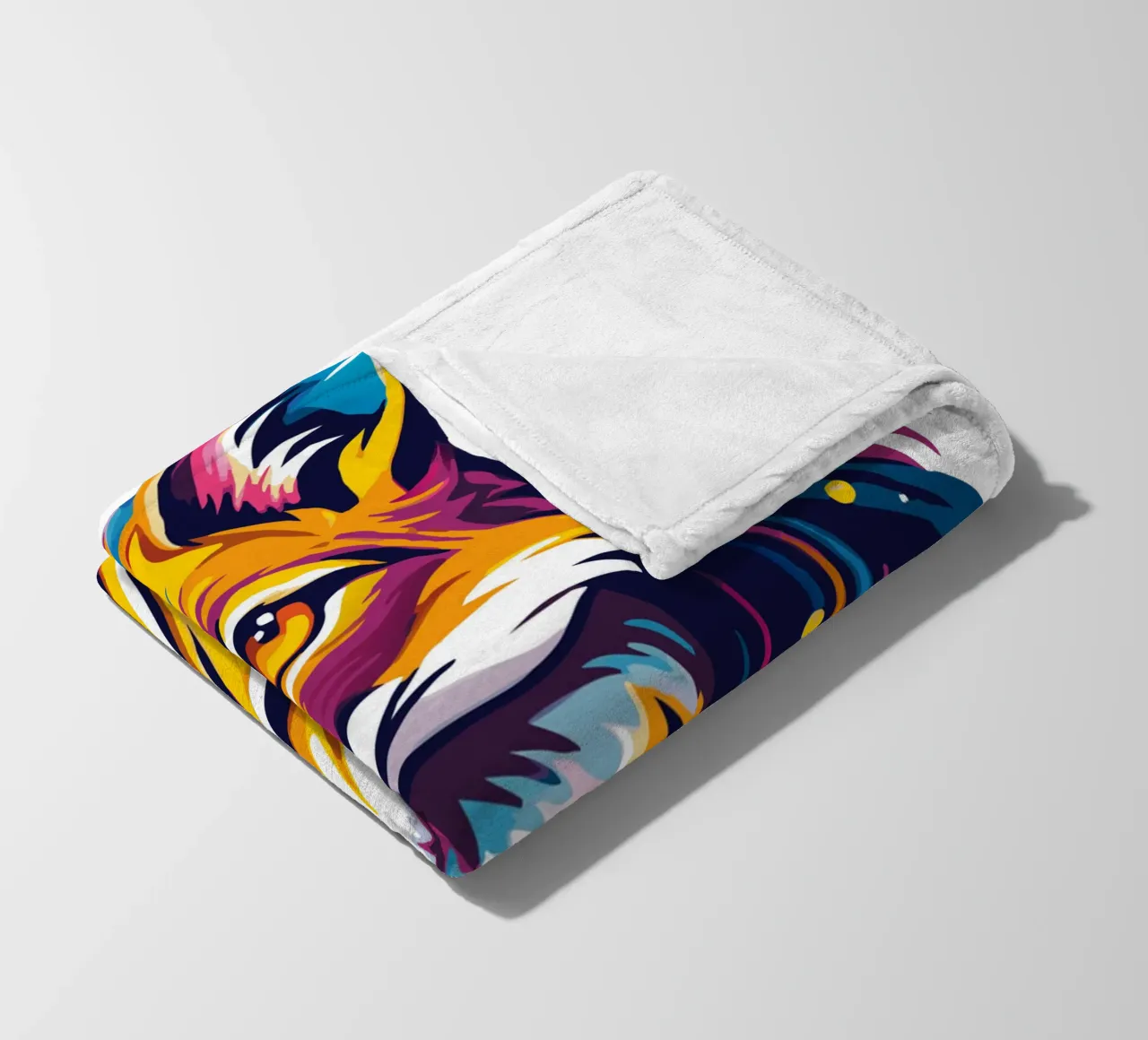 Strahlender Fuchs Whimsy Fleecedecke von Artnesia