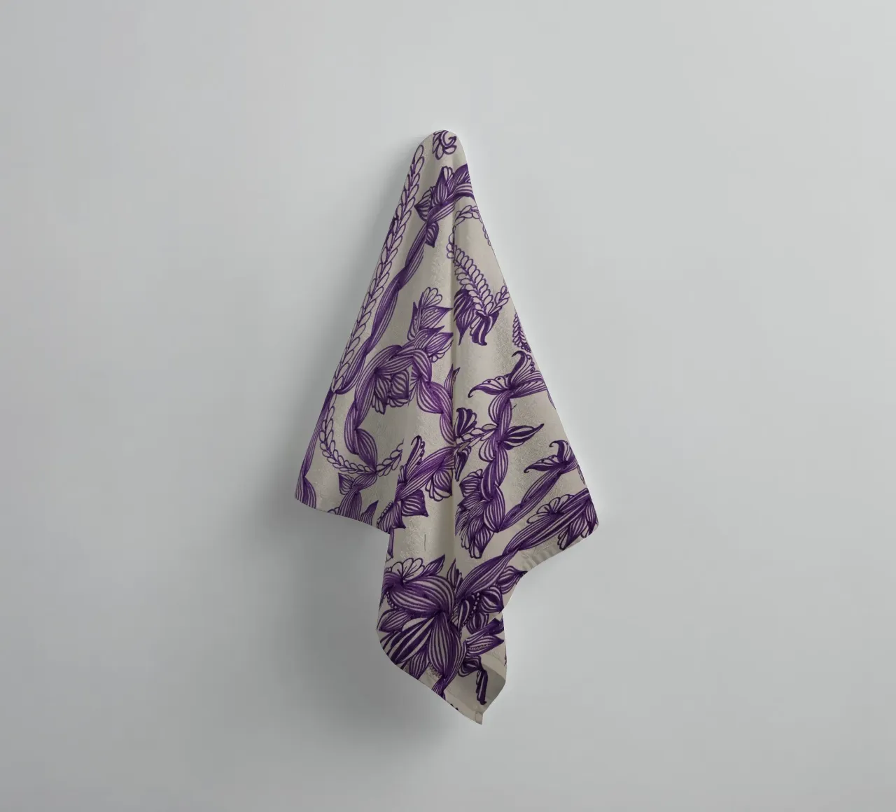 PURPURNE LIEBE Handtuch von L'Atelier des merveilles