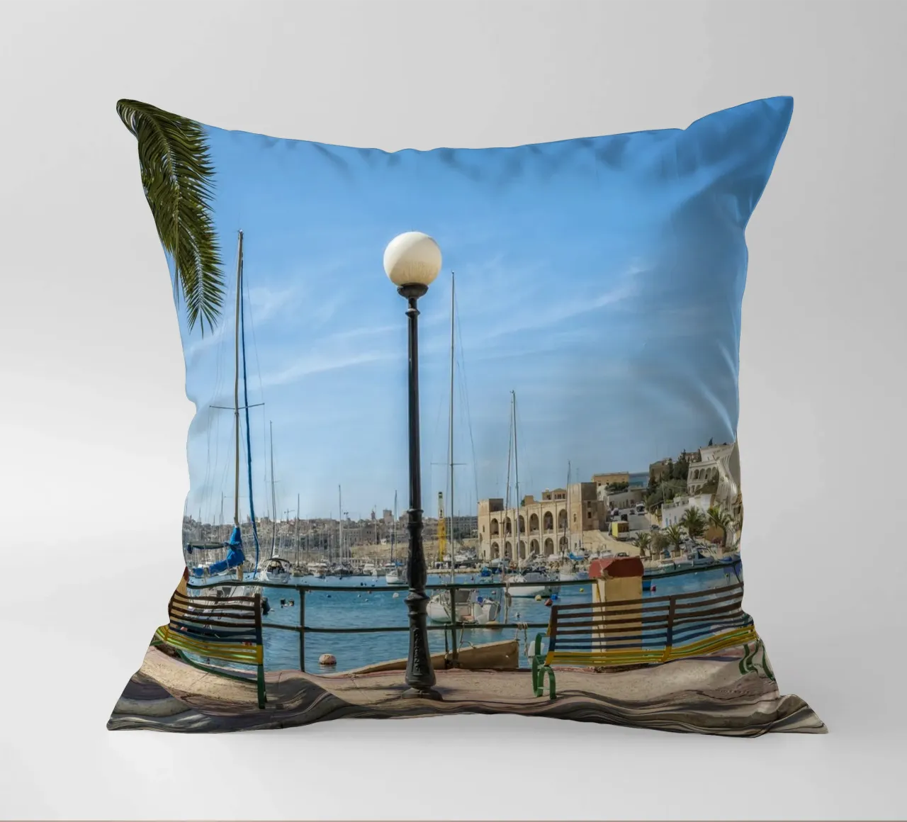 Viale cuscino da Curious Collections by Marielle Leenders