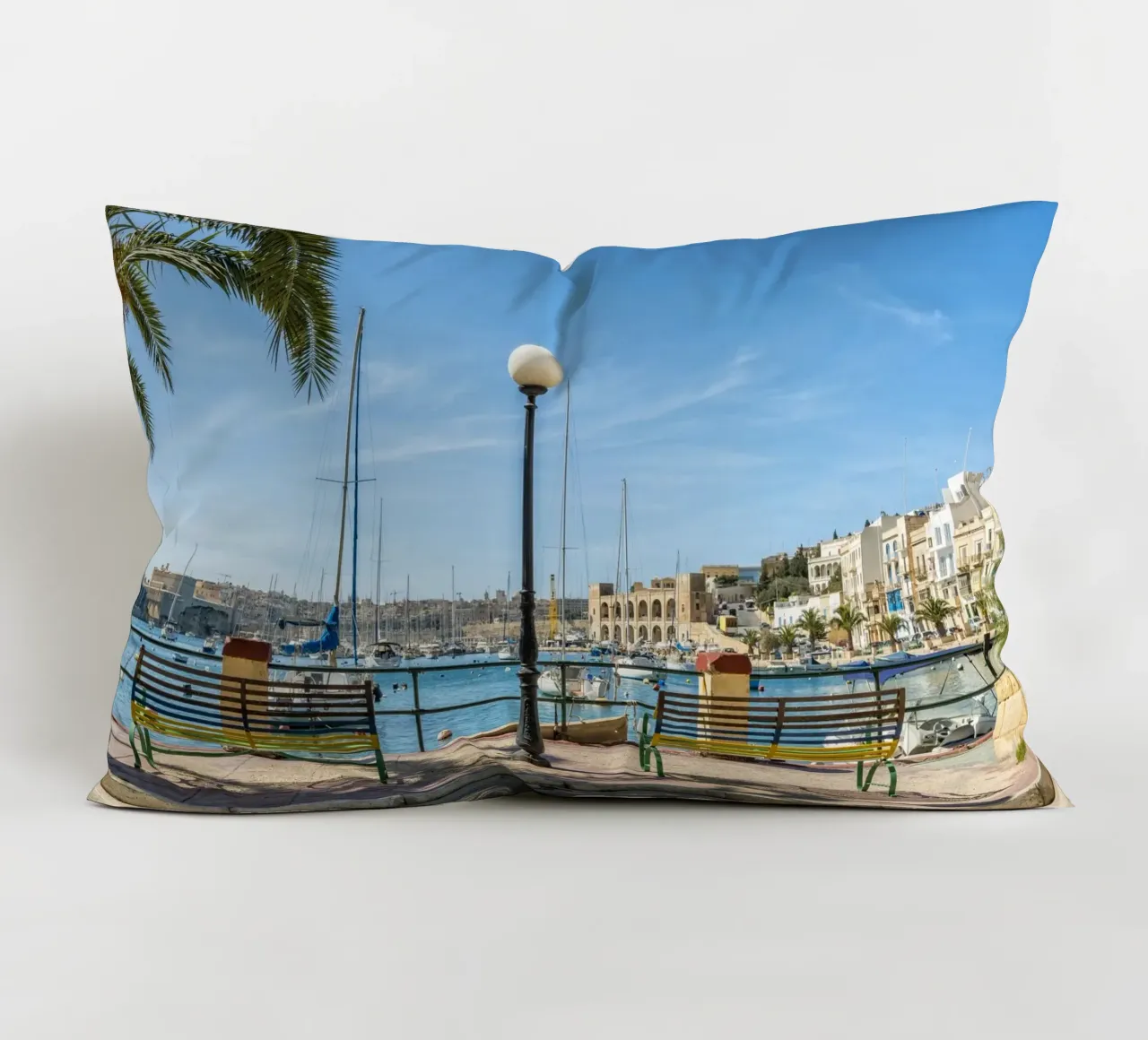 Viale cuscino da Curious Collections by Marielle Leenders