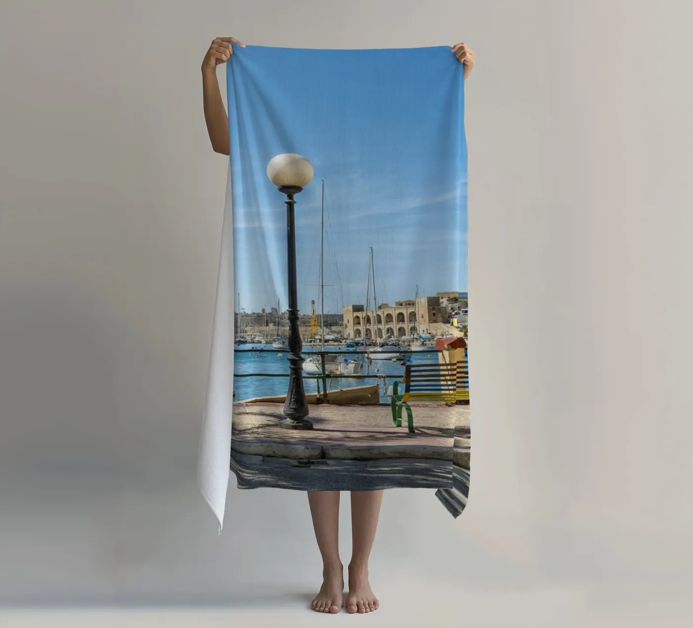 Boulevard beach towel by Curious Collections by Marielle Leenders