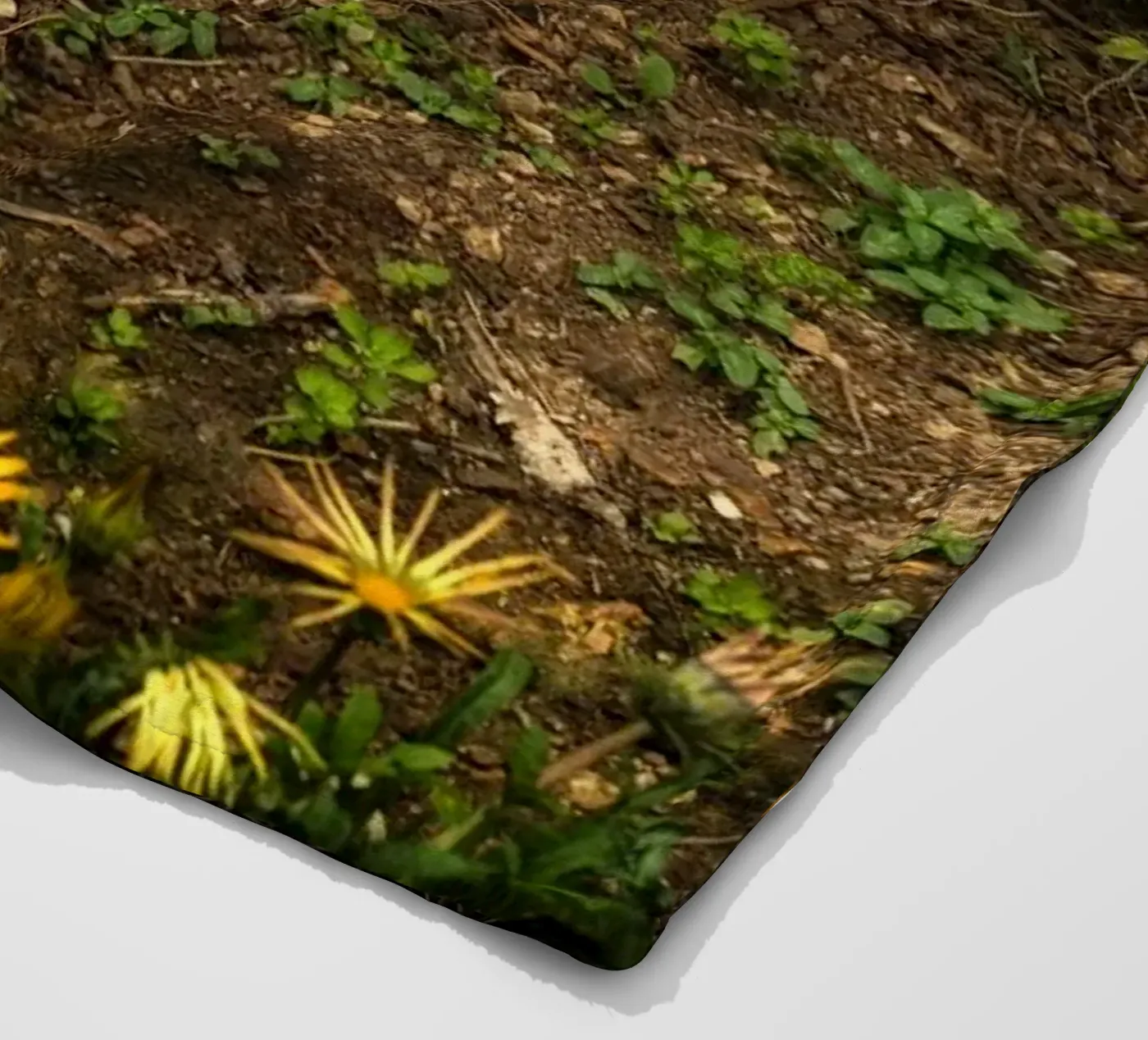 Schlafende Katze Fleecedecke von Curious Collections by Marielle Leenders