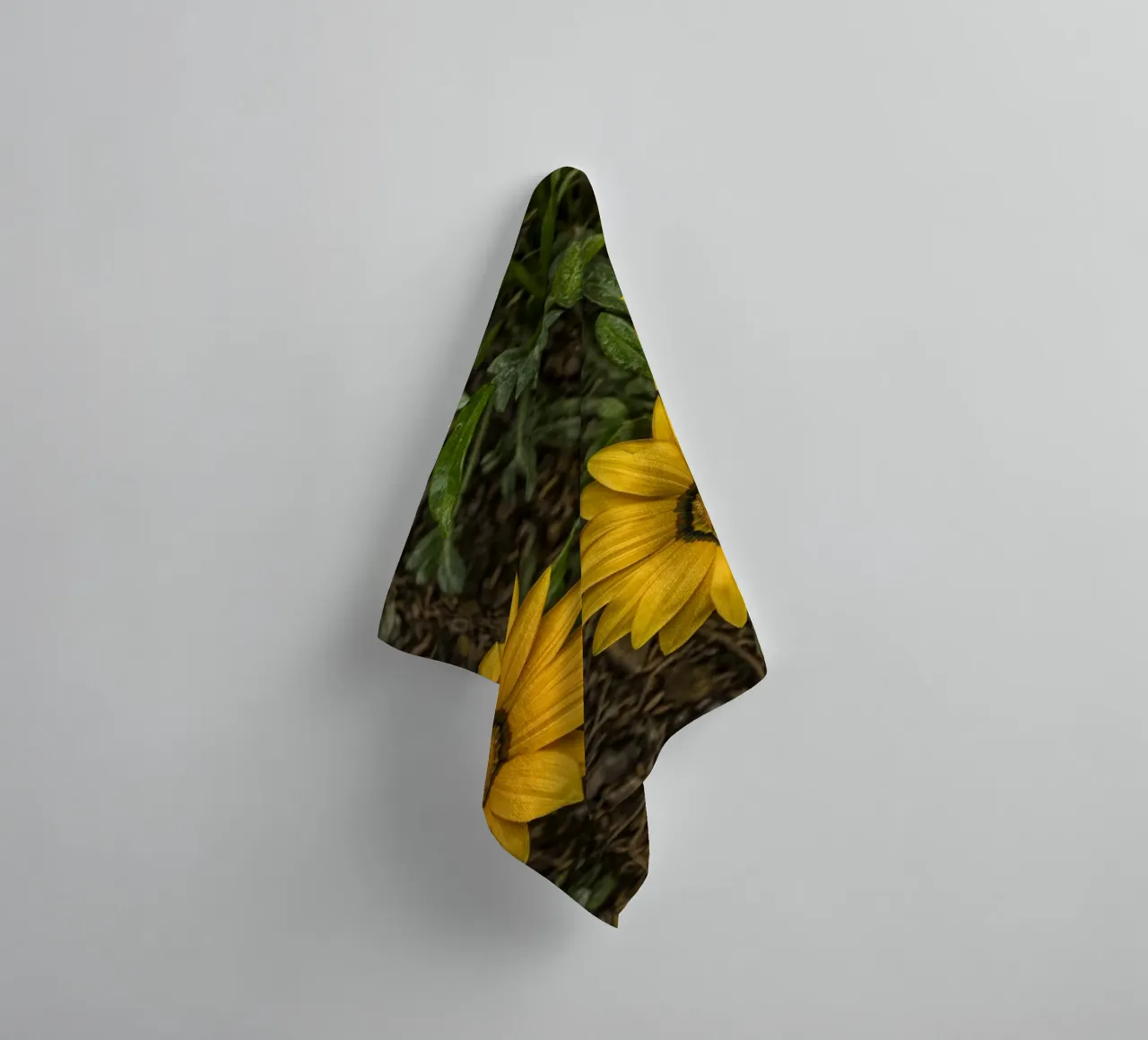 Golden flowers towel by Curious Collections by Marielle Leenders