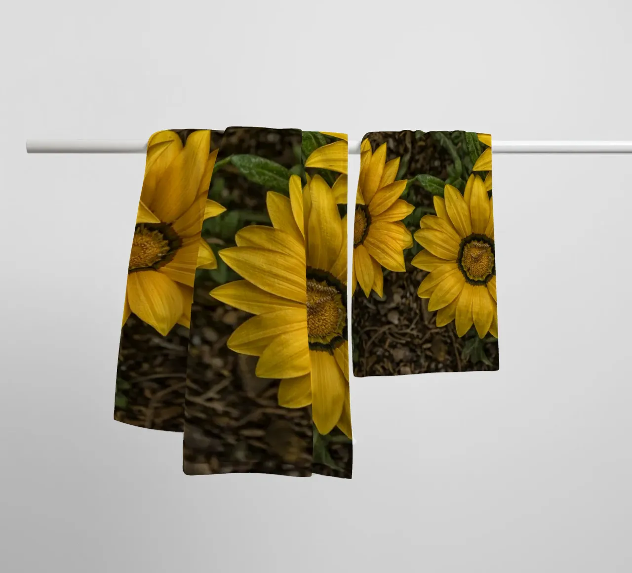 Golden flowers towel by Curious Collections by Marielle Leenders
