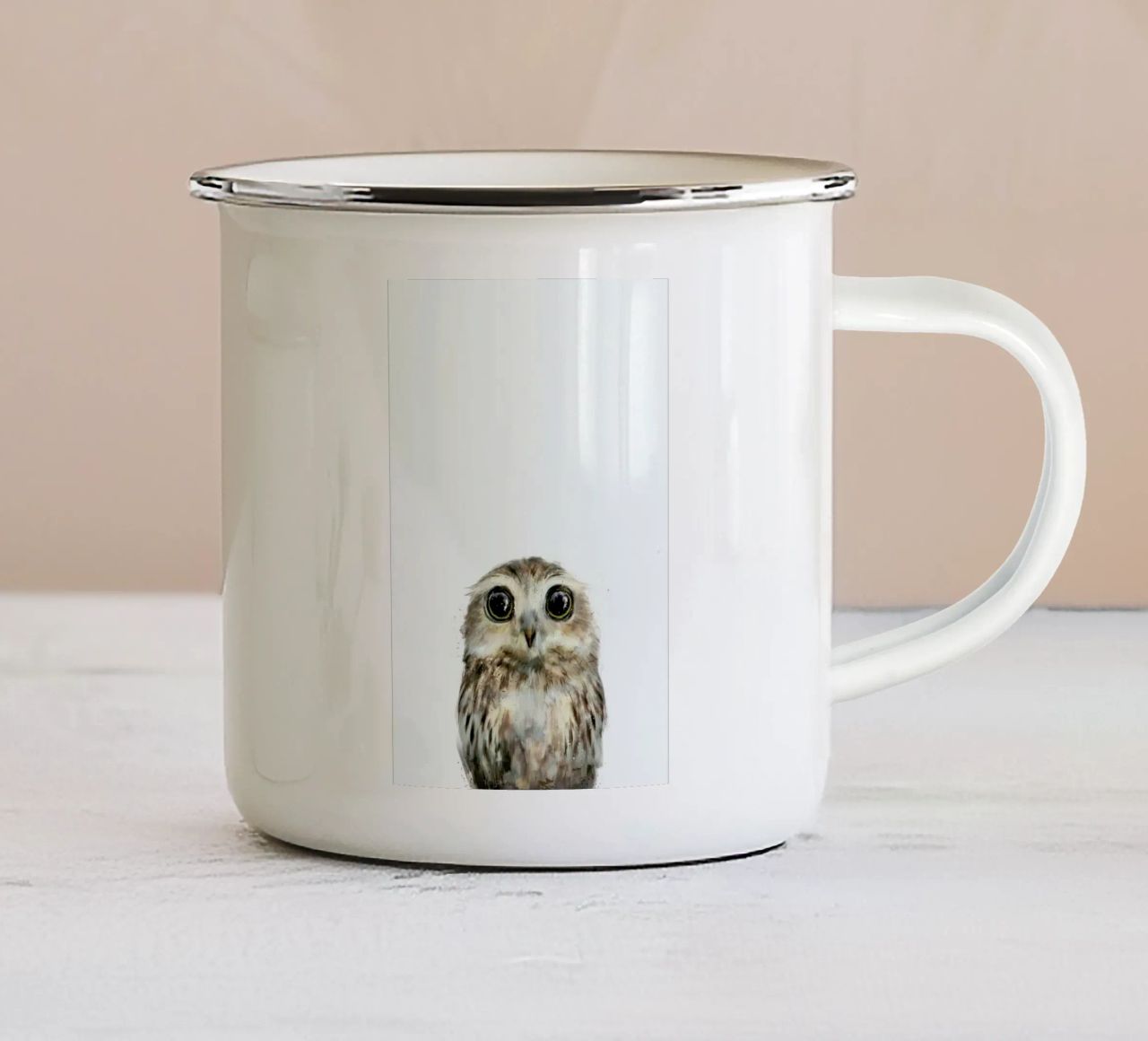 Little Owl tazza in smalto da Amy Hamilton