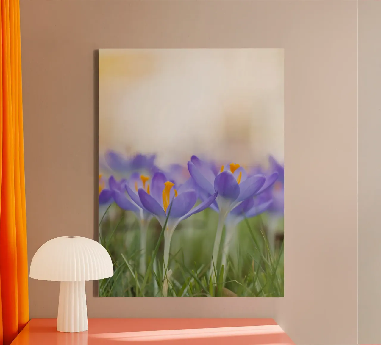 Paarse krokussen canvas met Baklijst van Curious Collections by Marielle Leenders