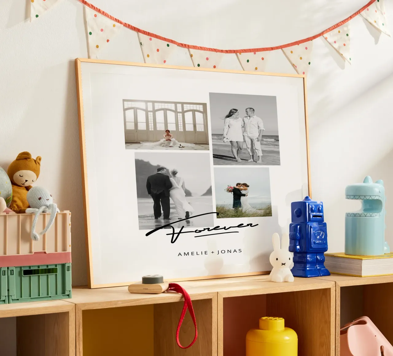 Contemporary Wedding poster with wooden frame by Kartenliebe