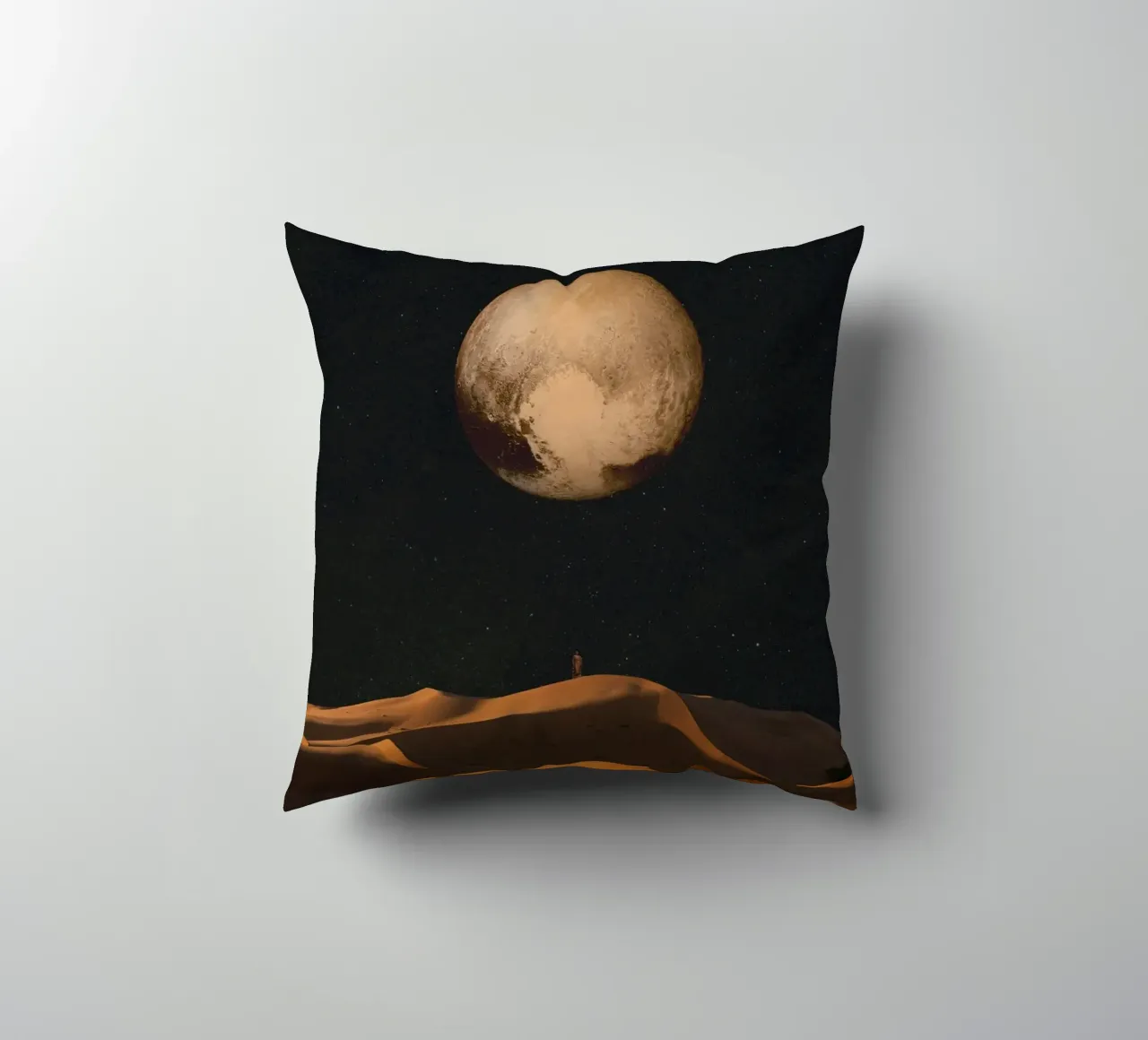 a golden space glimpse cuscino da Frank Moth