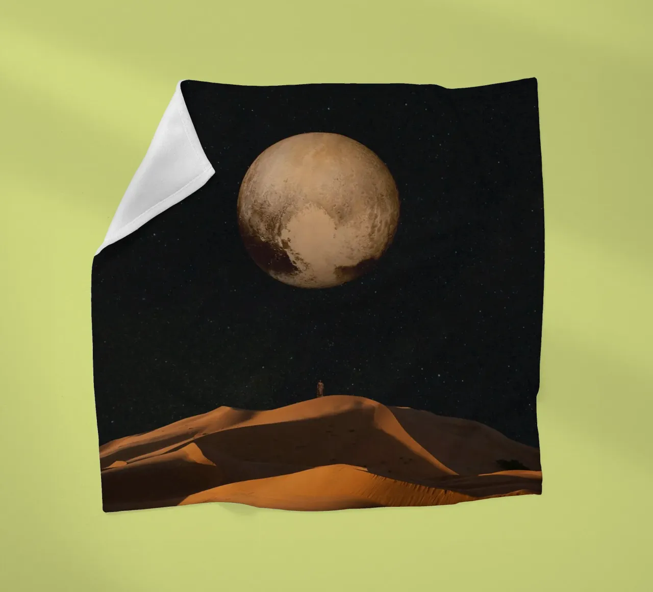 a golden space glimpse coperta in pile da Frank Moth
