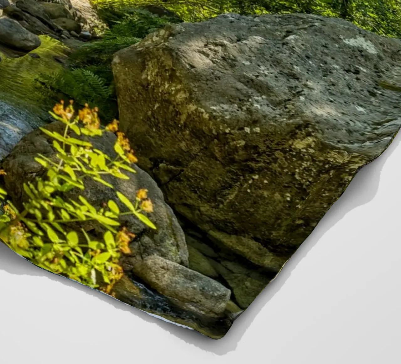 Bergbach Fleecedecke von Curious Collections by Marielle Leenders