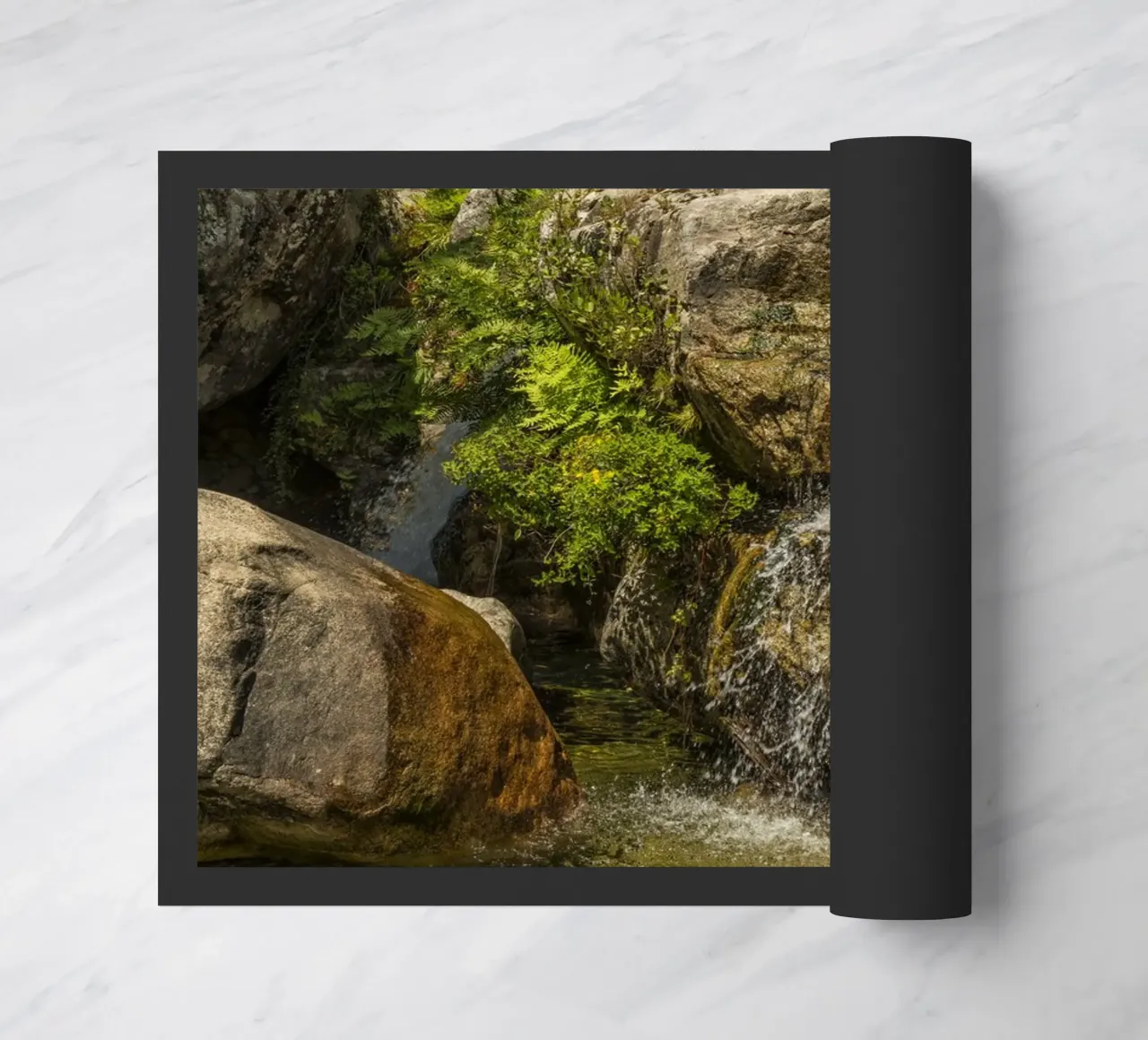 Piccola cascata zerbino da Curious Collections by Marielle Leenders