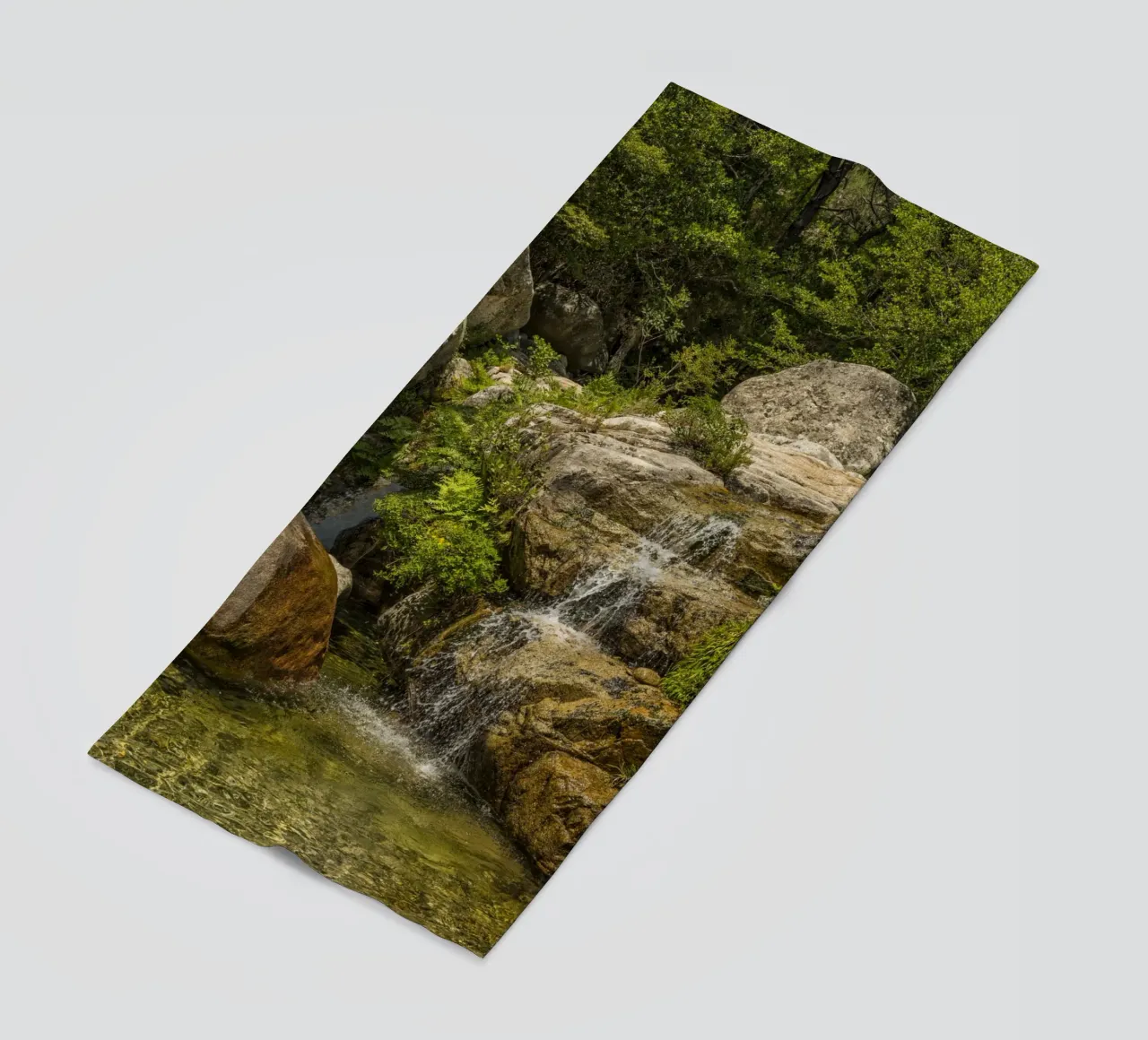 Piccola cascata telo mare da Curious Collections by Marielle Leenders