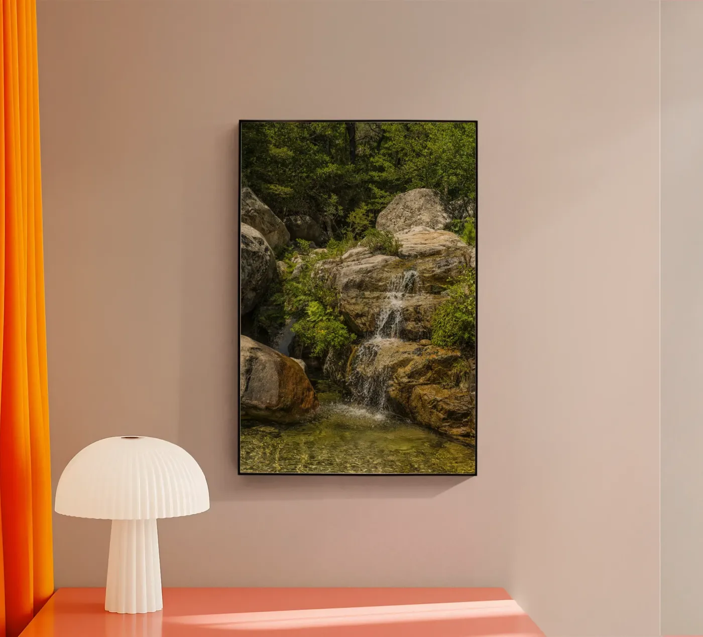 Small Waterfall Acryl-Glas von Curious Collections by Marielle Leenders