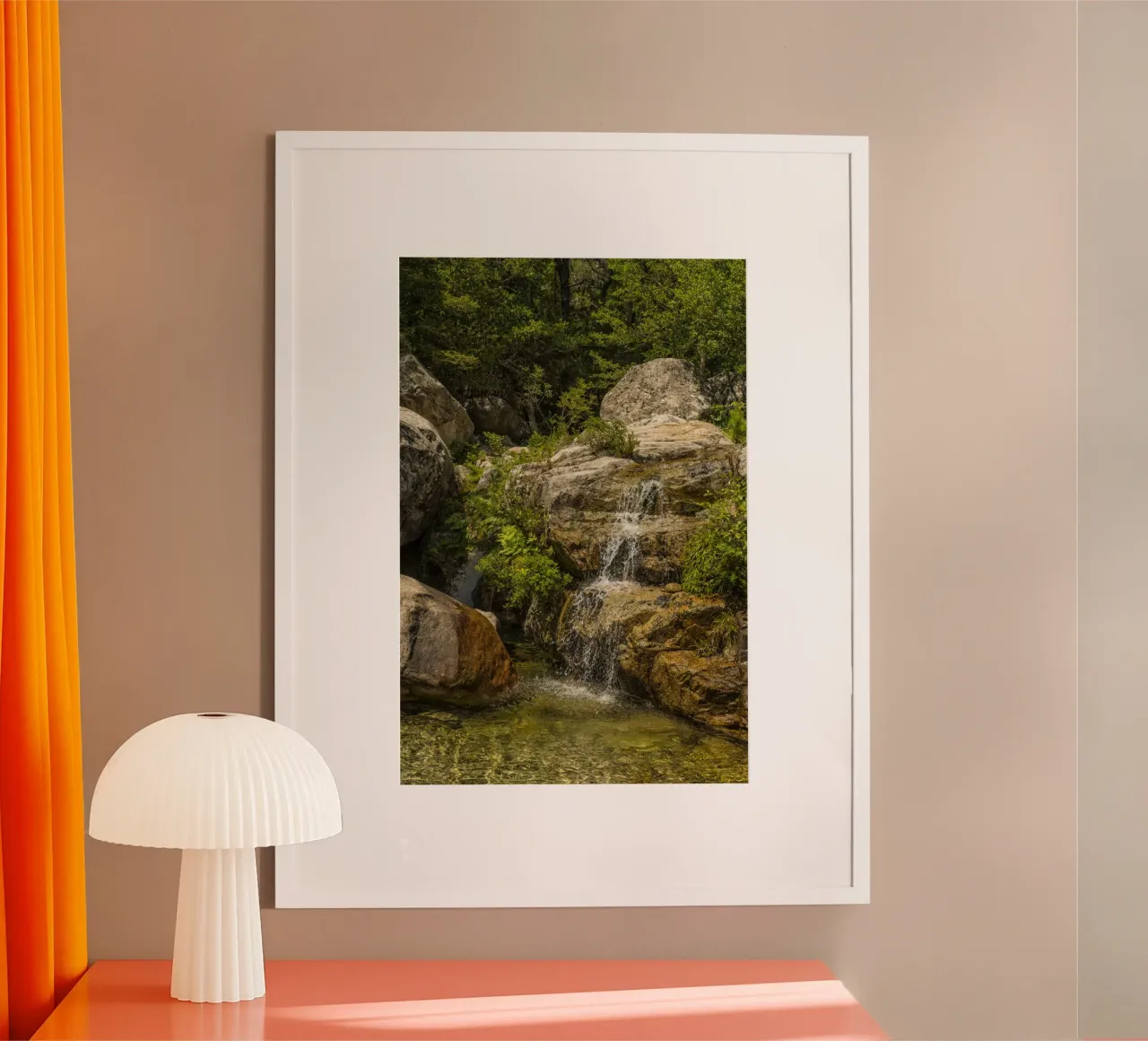 Petite cascade poster de Curious Collections by Marielle Leenders