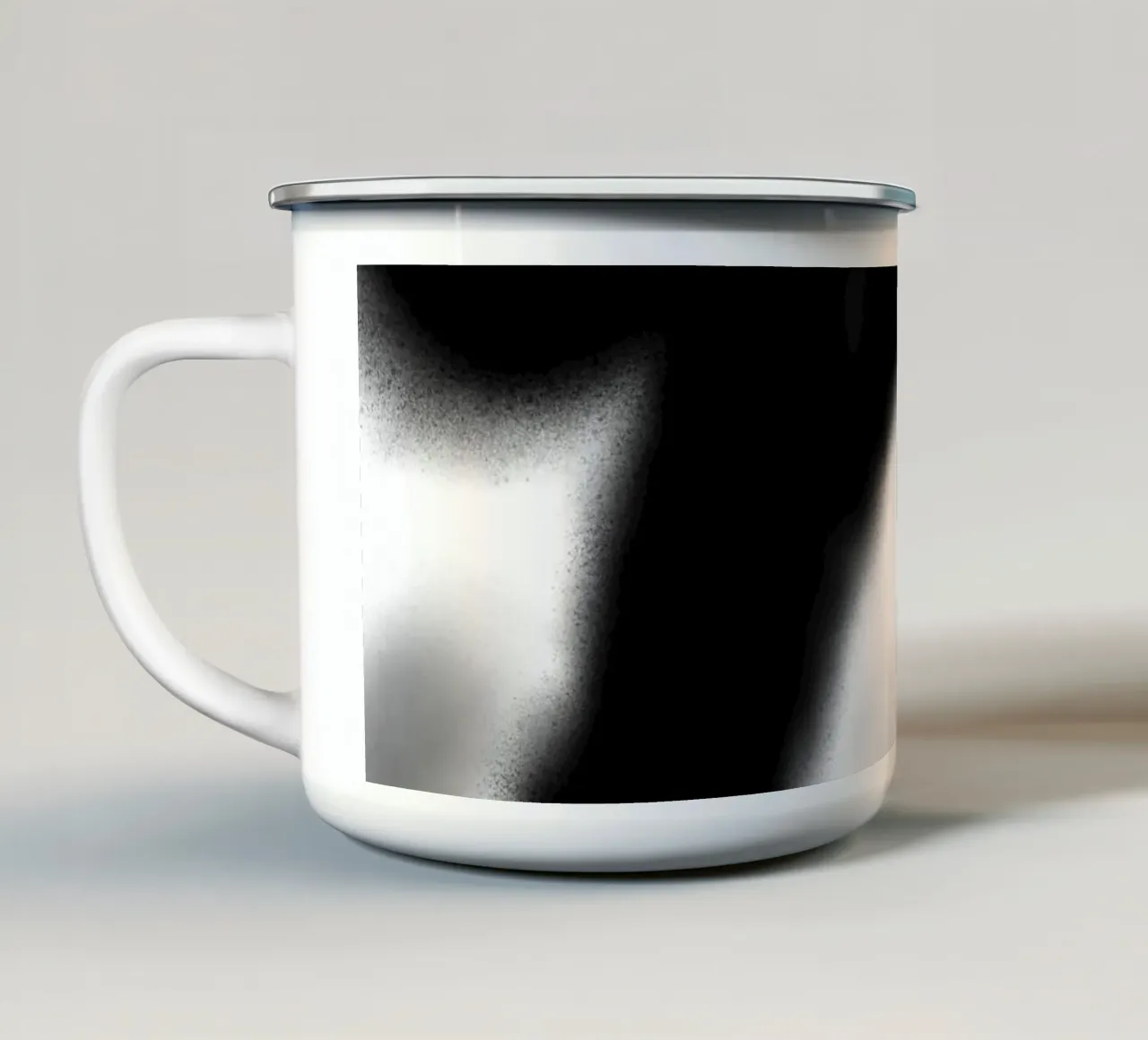 Astrazione in bianco e nero tazza in smalto da Studio B