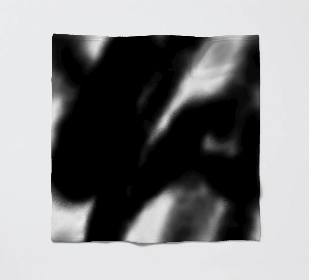 Astrazione in bianco e nero coperta in pile da Studio B