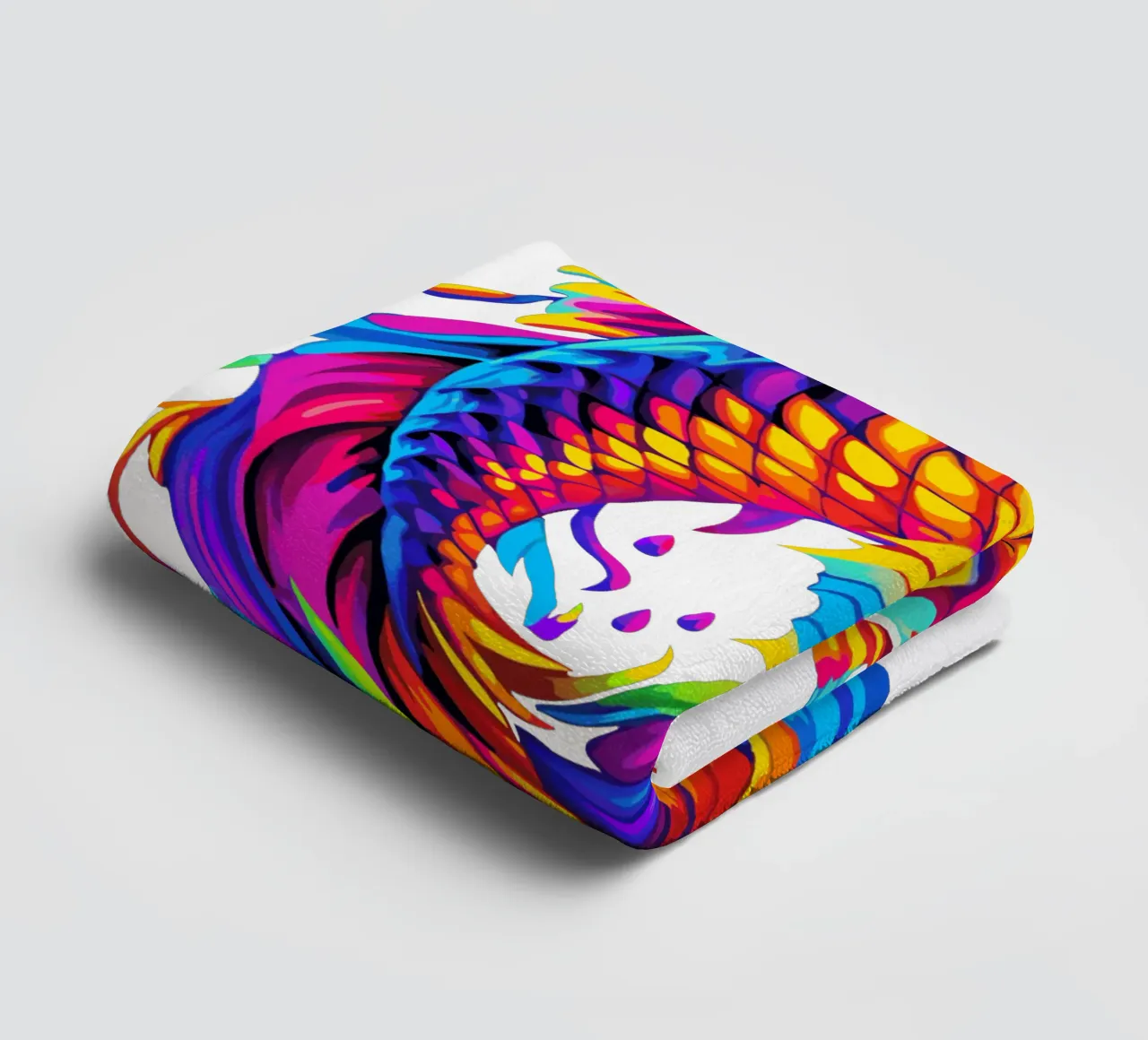 Illustrazione del pesce Koi colorato - Acquatico vibrante e fluente asciugamano da bagno da Artnesia