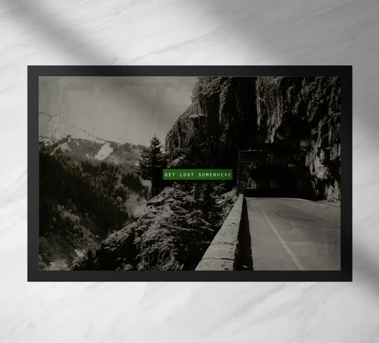 Get Lost Somewhere zerbino da Leah Flores