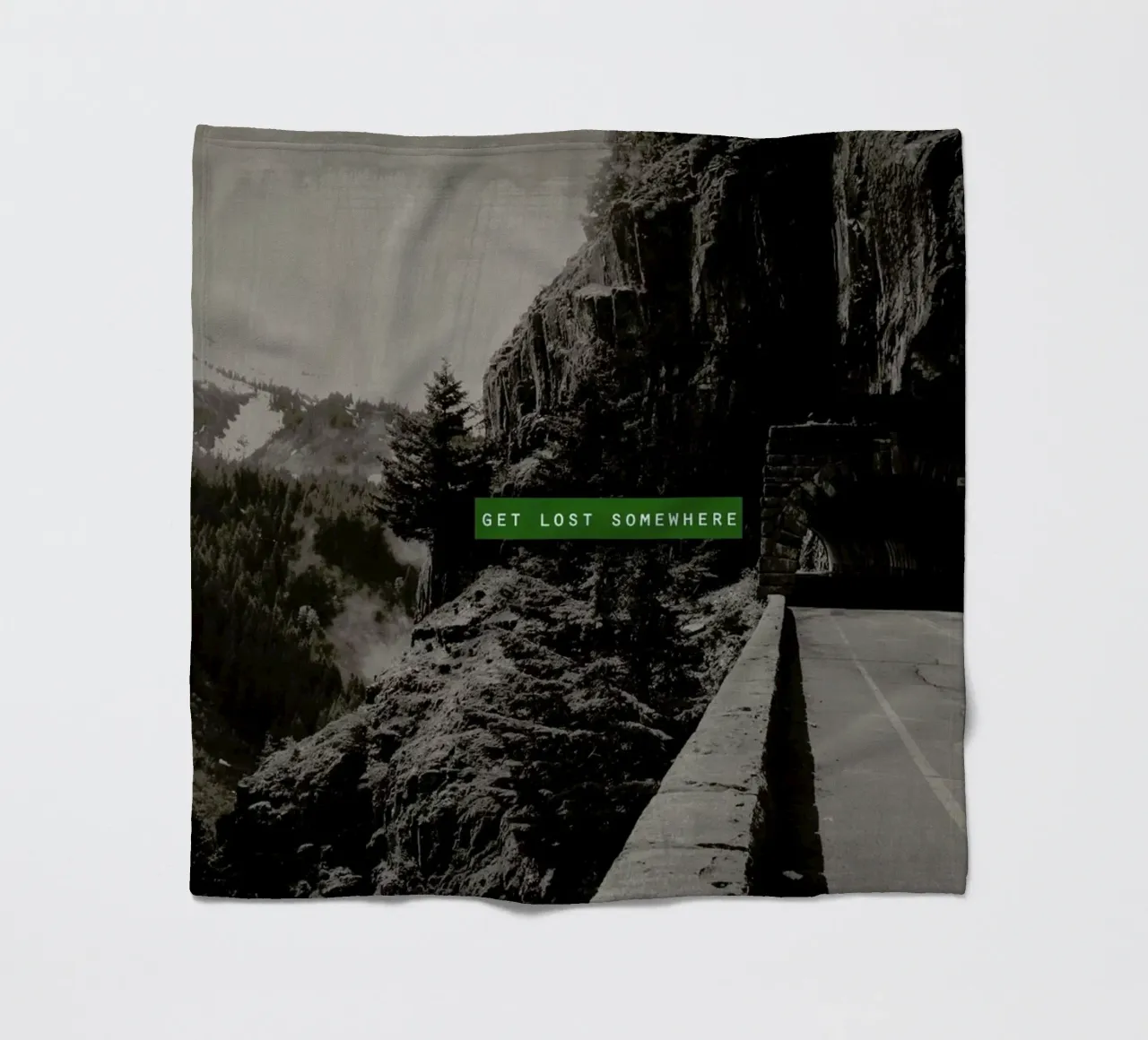 Get Lost Somewhere Fleecedecke von Leah Flores