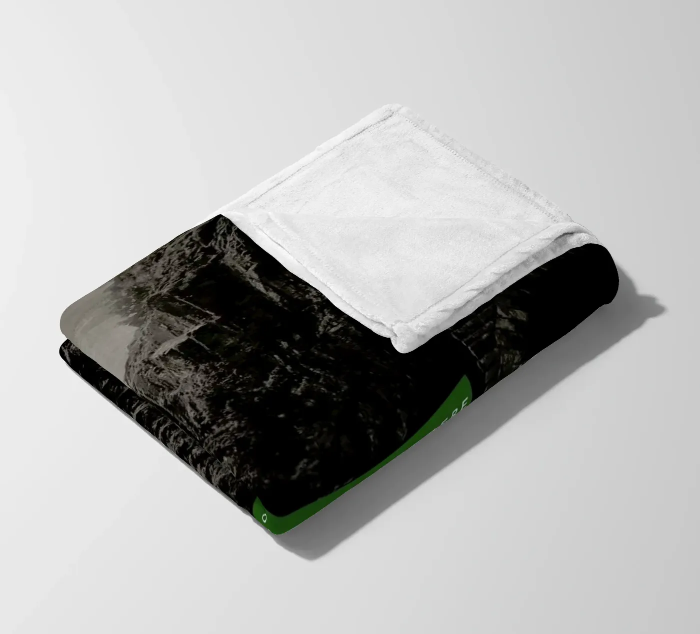 Get Lost Somewhere coperta in pile da Leah Flores