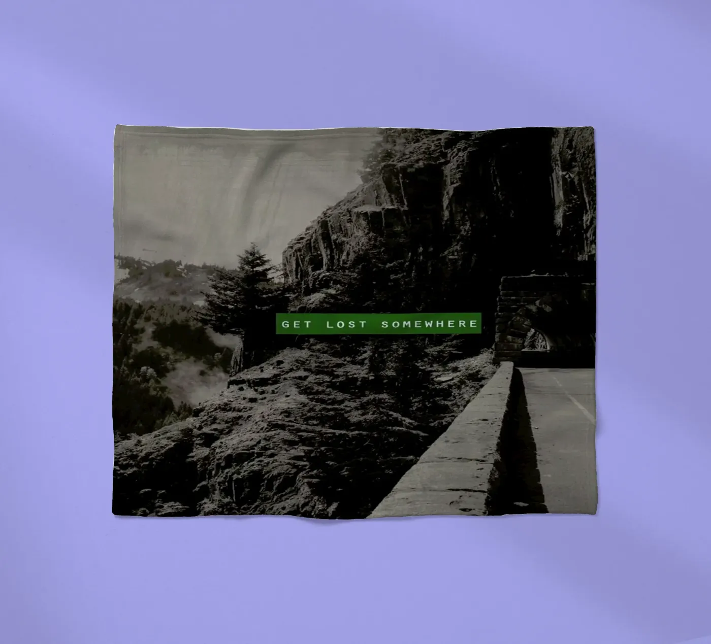 Get Lost Somewhere coperta in pile da Leah Flores