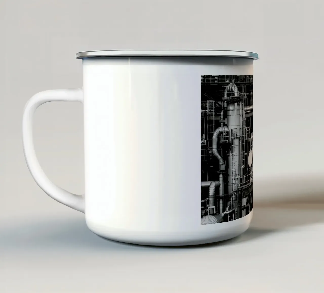 Pipe Dreams 3 tazza in smalto da Simon Butterworth