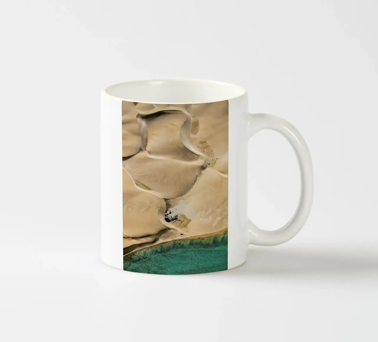 Shark Bay 2 tazza in ceramica da Simon Butterworth