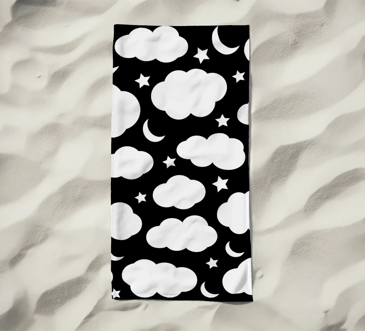 Puffy clouds night sky with moon telo mare da baobabprintstore