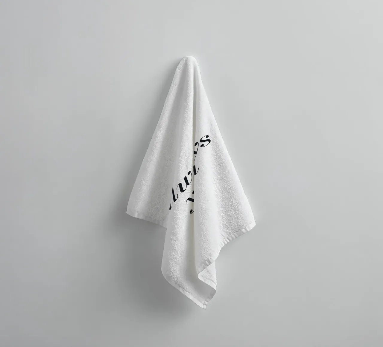 Always You - Design tipografico minimalista asciugamano da bagno da Whole©