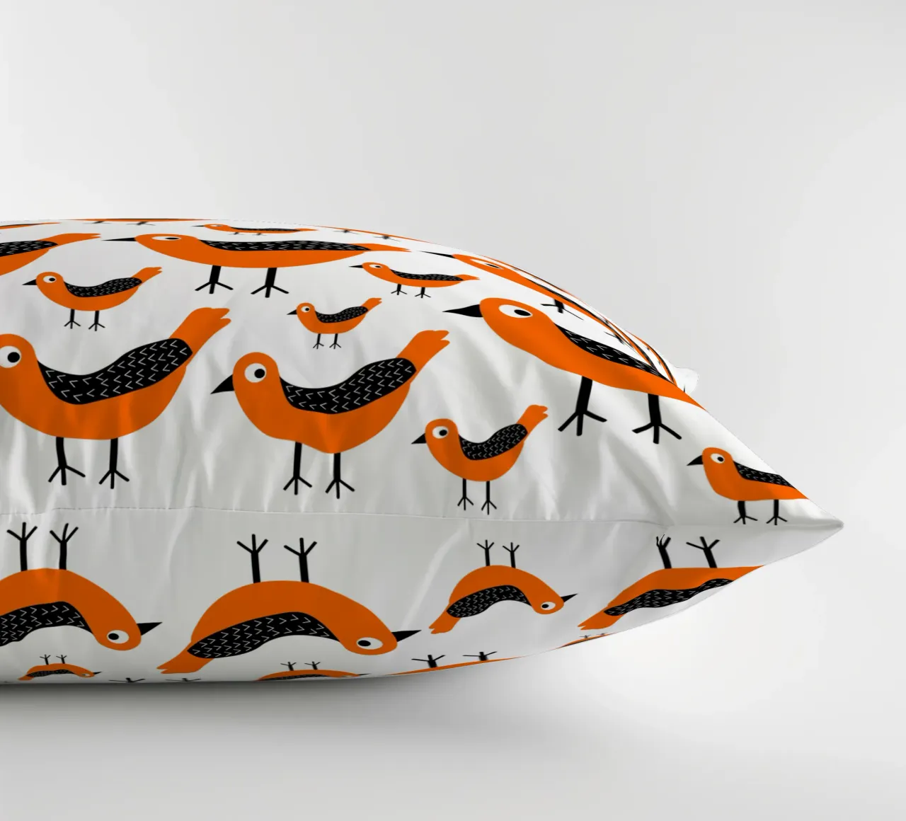 Orange birds pattern cuscino da baobabprintstore