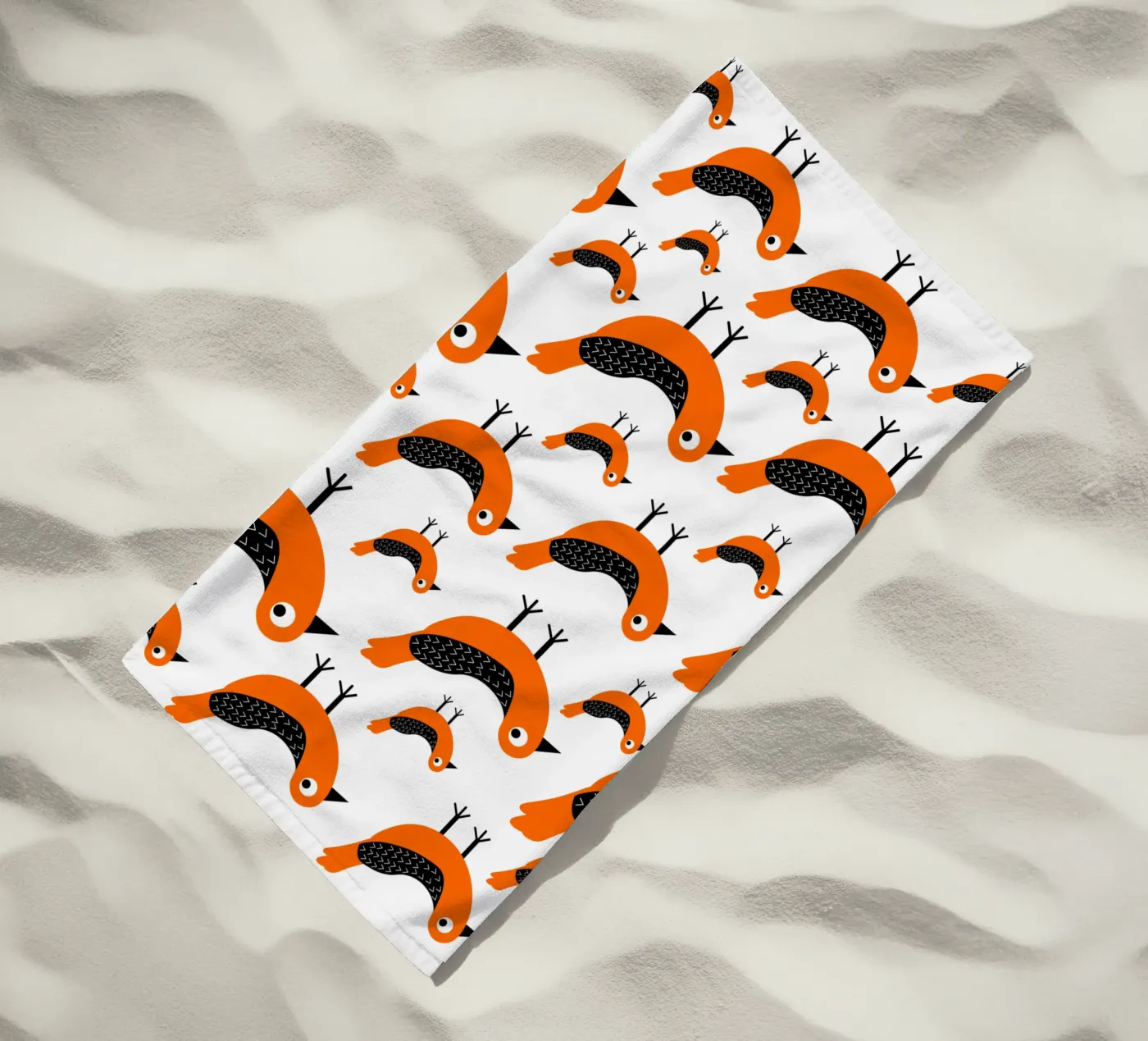 Orange birds pattern strandhanddoek van baobabprintstore