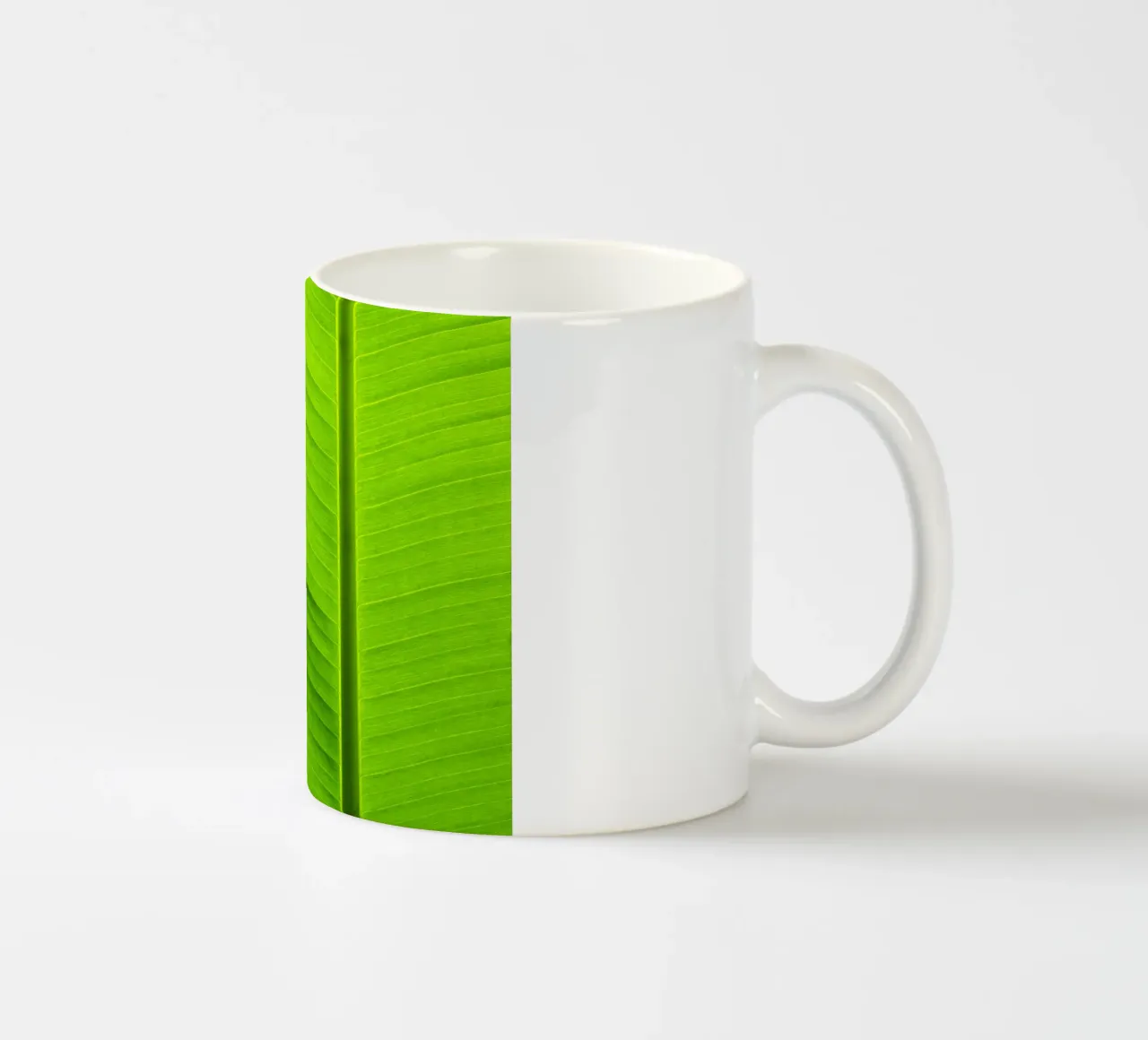 Foglia di banano tazza in ceramica da Teresa André