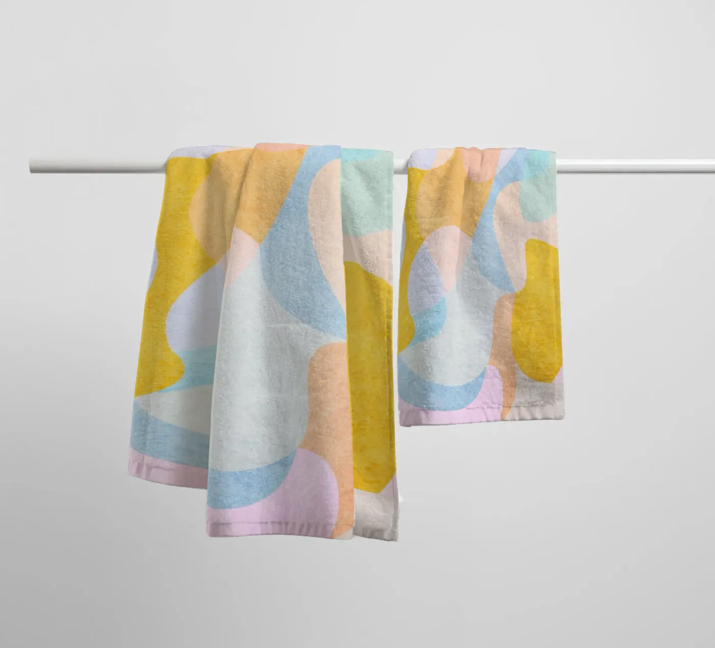 Golden Pattern Handtuch von Abstract Joy