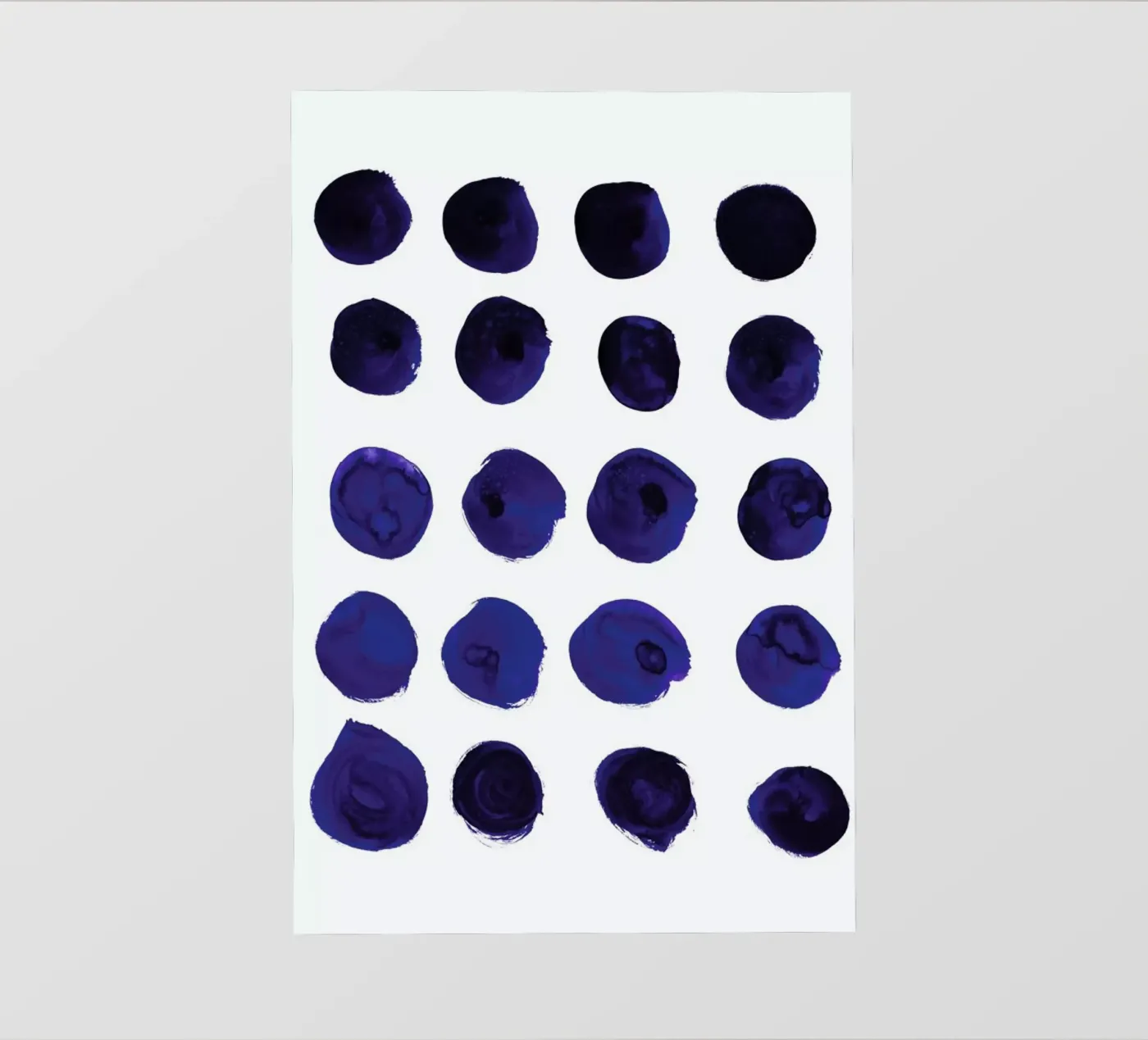Blue Dots pellicola backlit da Amy Sia