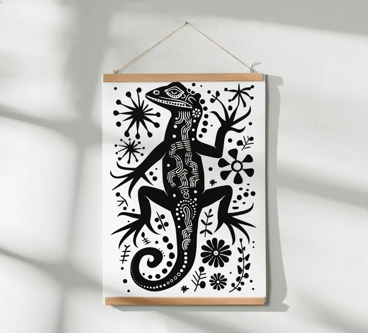 Mandala Lizard Tribal Art in bianco e nero poster con telaio in plastica da Autofocus