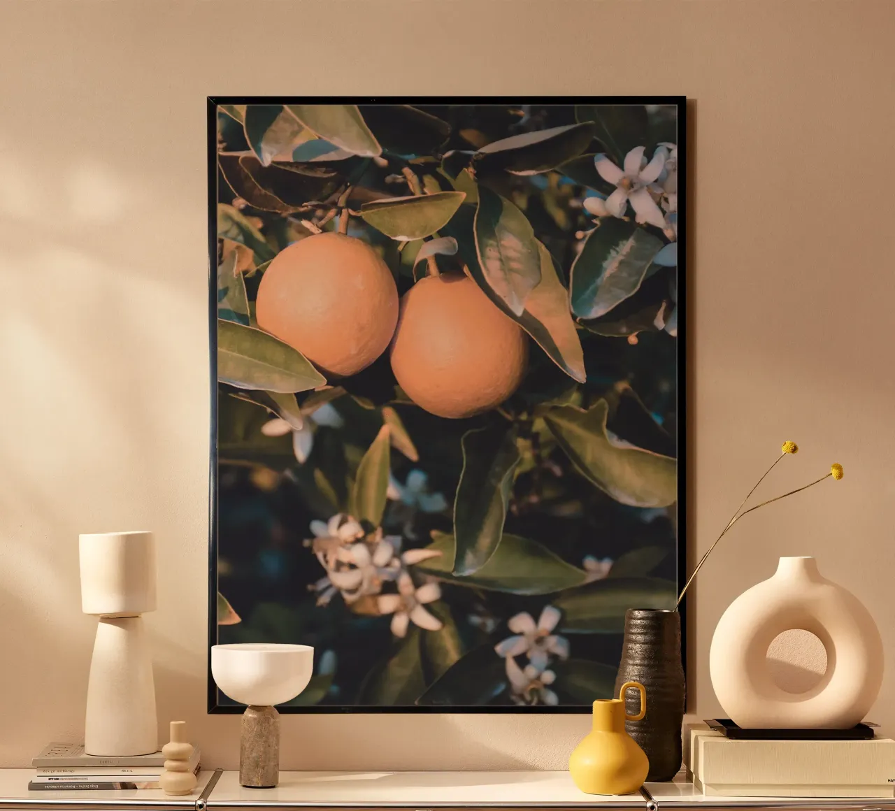 Fruchtiger Zitruszauber – Botanisches Kunstwerk Poster mit Aluminium Rahmen von Whole©
