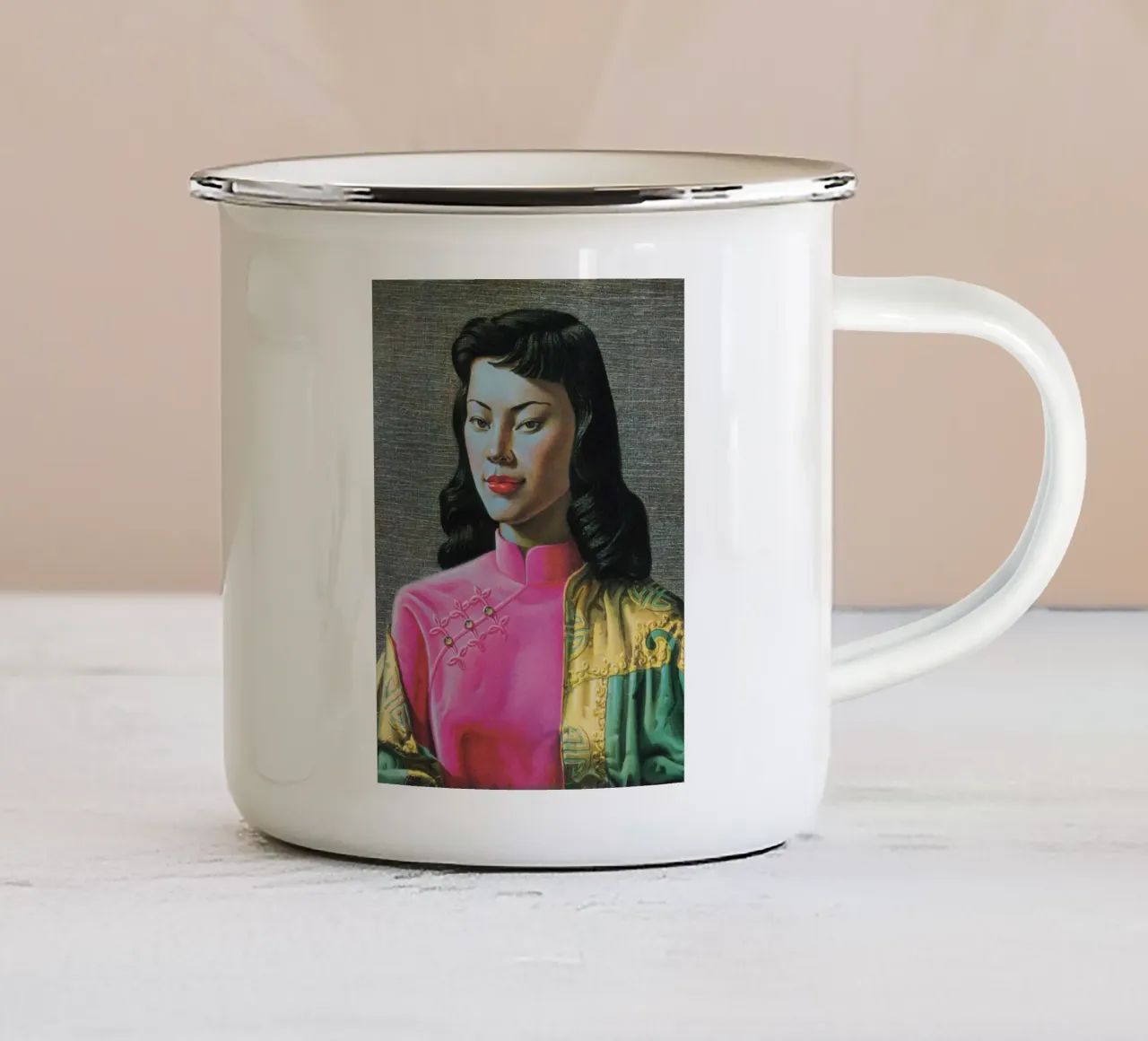 Miss Wong, by Vladimir Tretchikoff, 1950s. tazza in smalto da Honeymoon Hotel