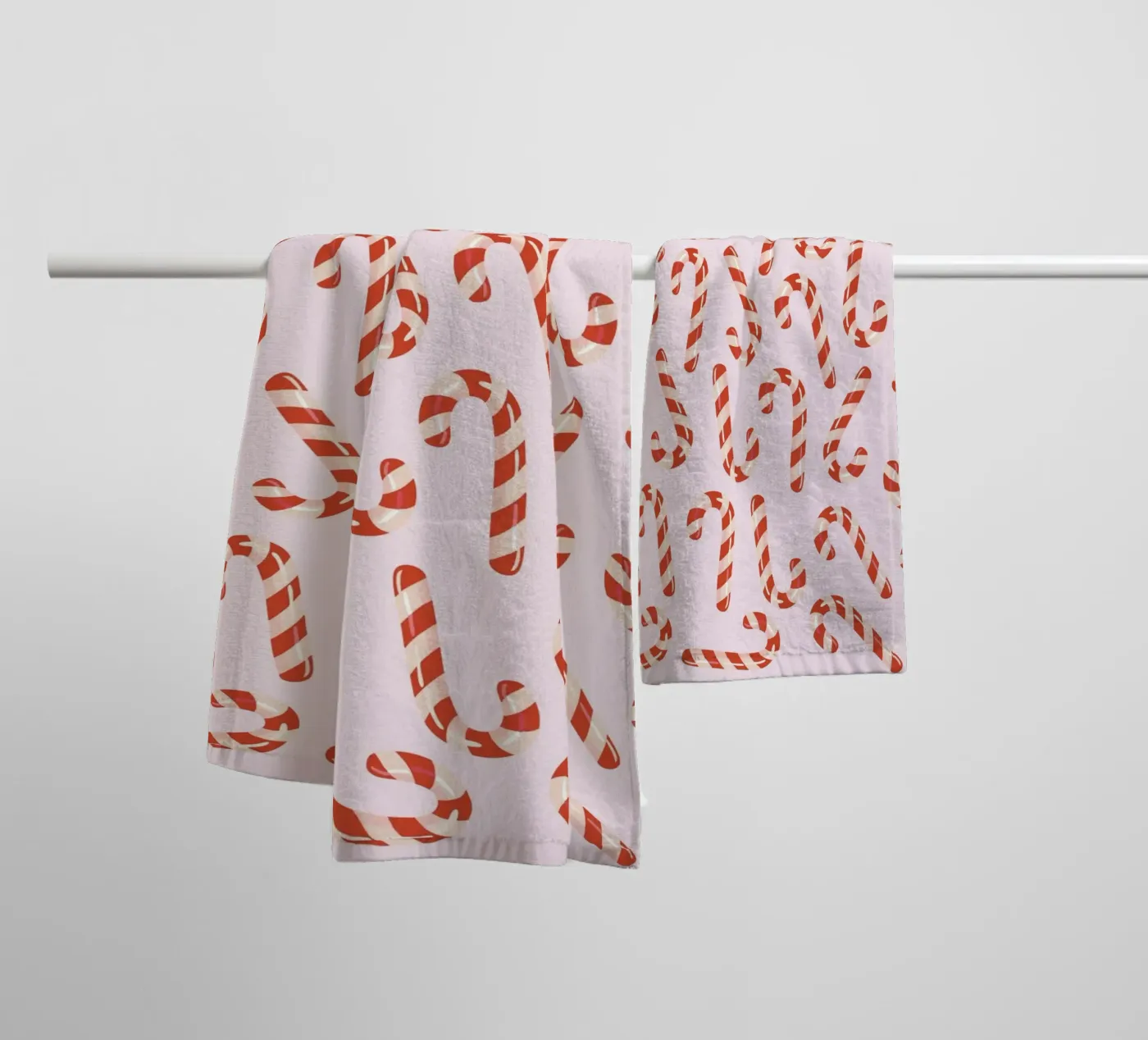 Candy canes pattern Handtuch von Happypatterns