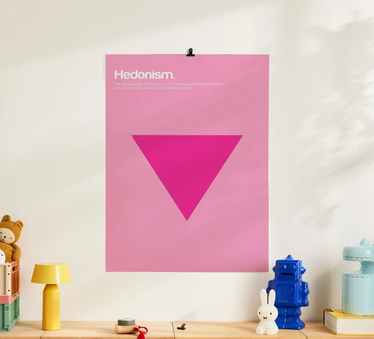 Hedonism poster con telaio in legno da Genís Carreras