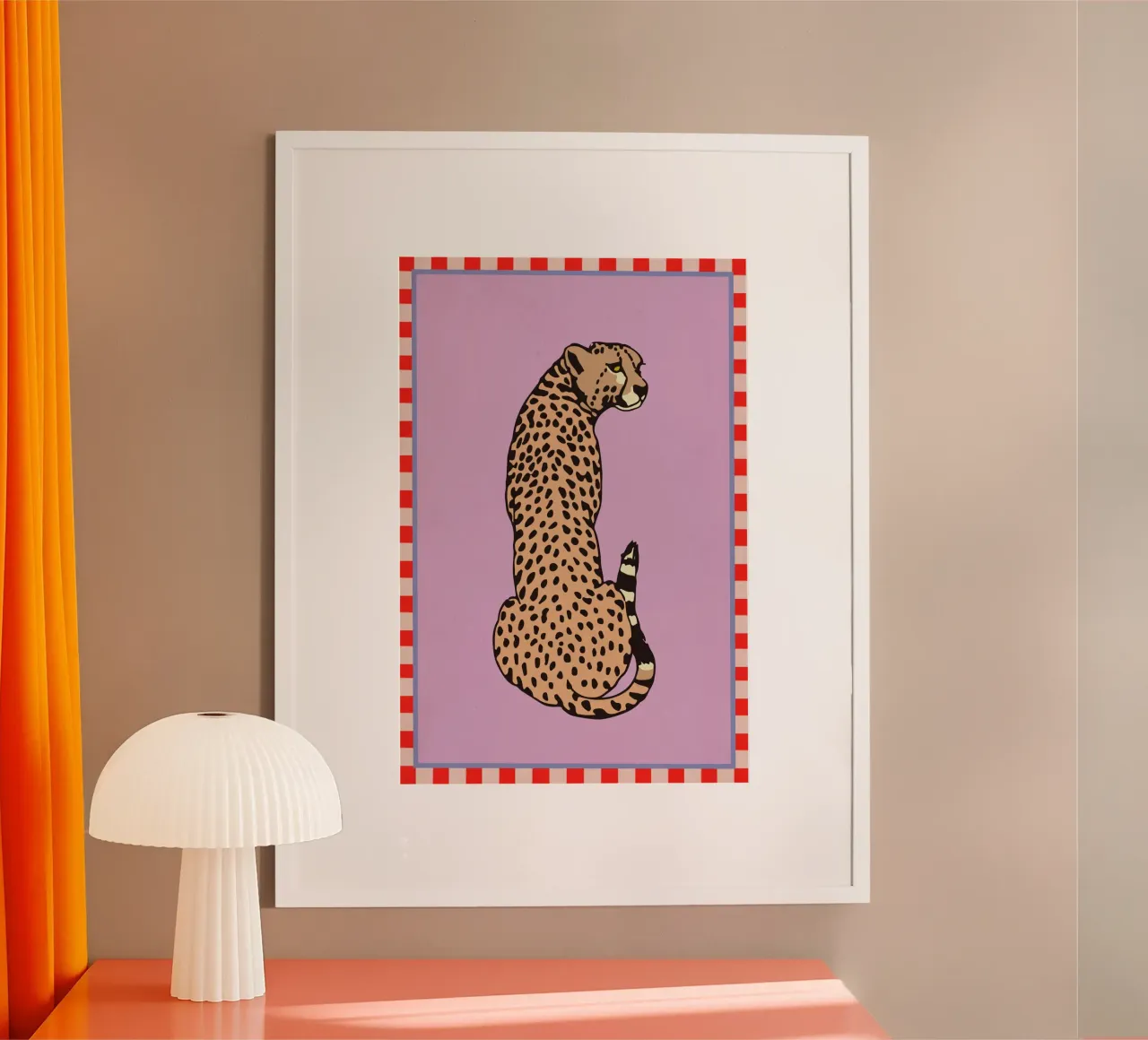 Retro Cheetah Pastel Illustration poster con telaio in legno da Honeymoon Hotel