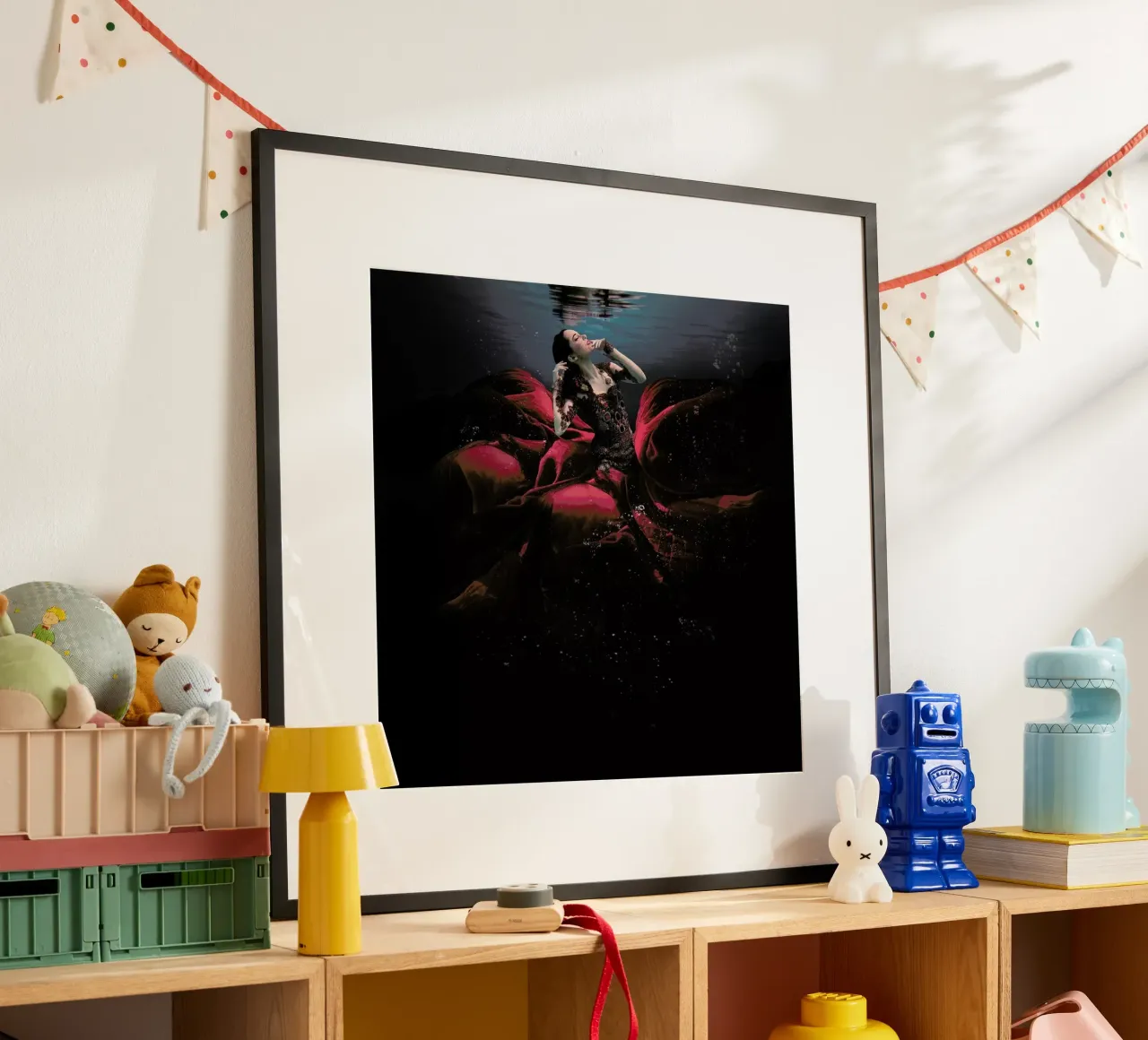 The Lady in Red - Martha Suherman poster da Pictufy