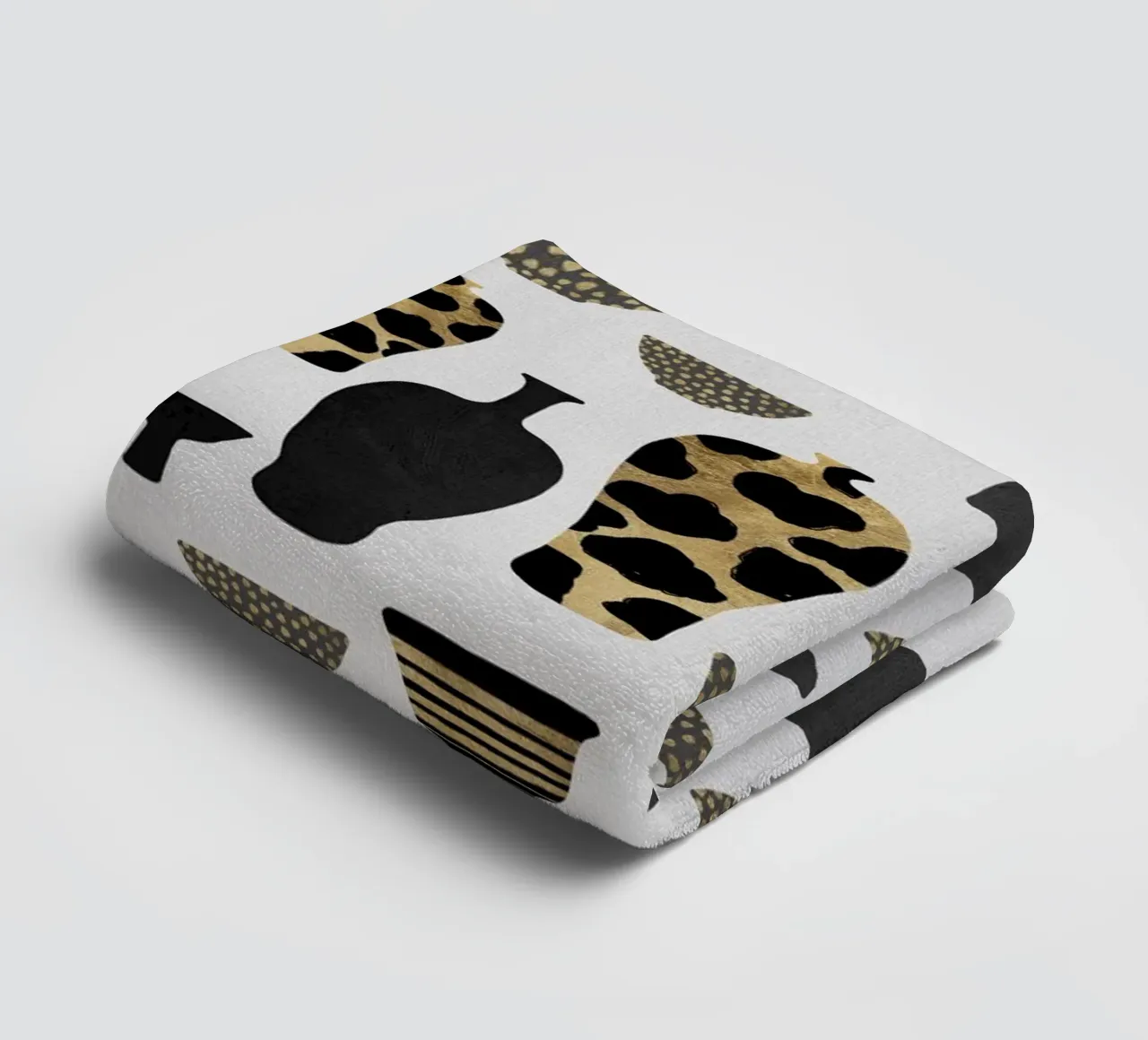 Patterned Vases towel by Orara Studio