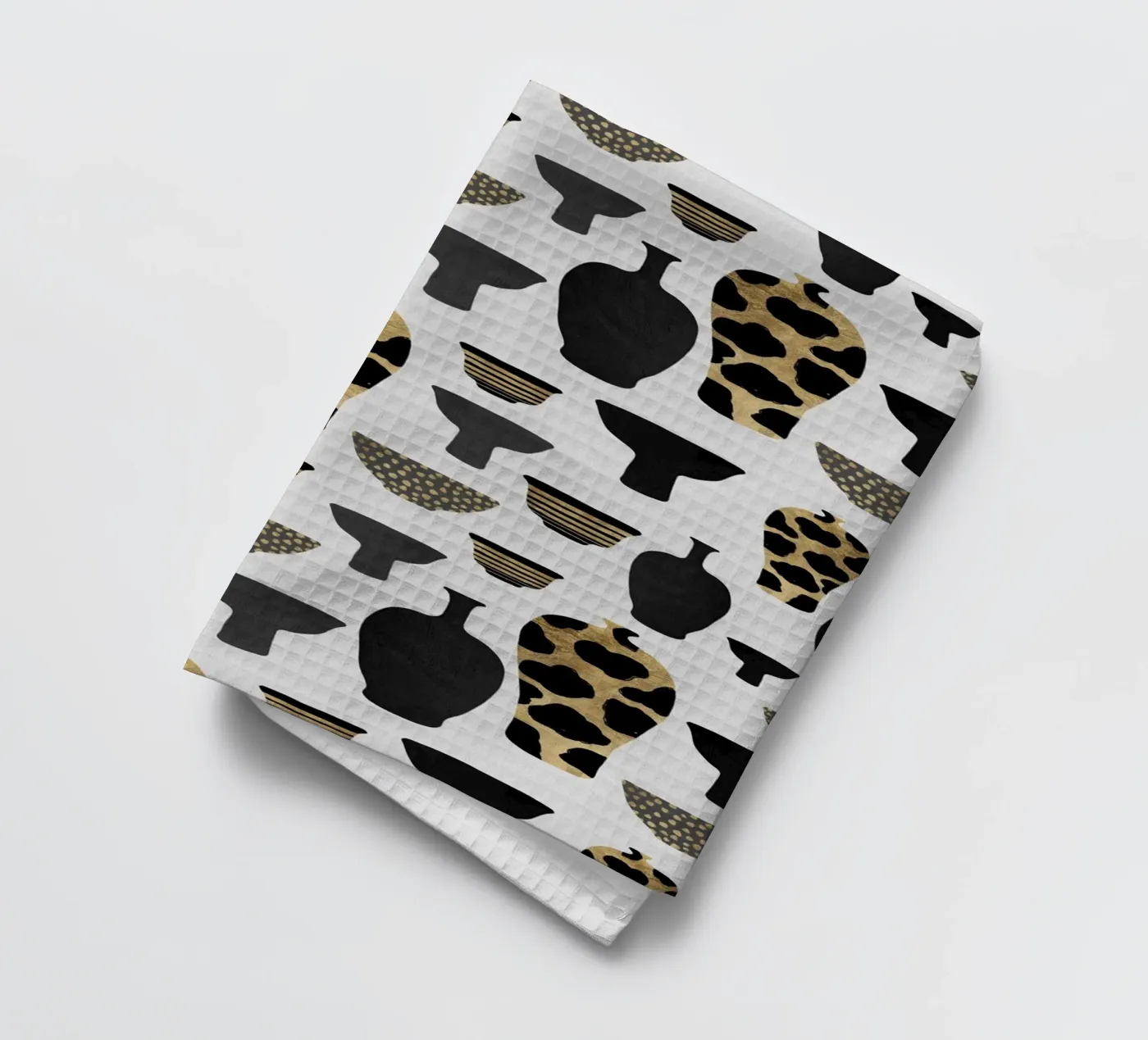 Patterned Vases theedoek van Orara Studio