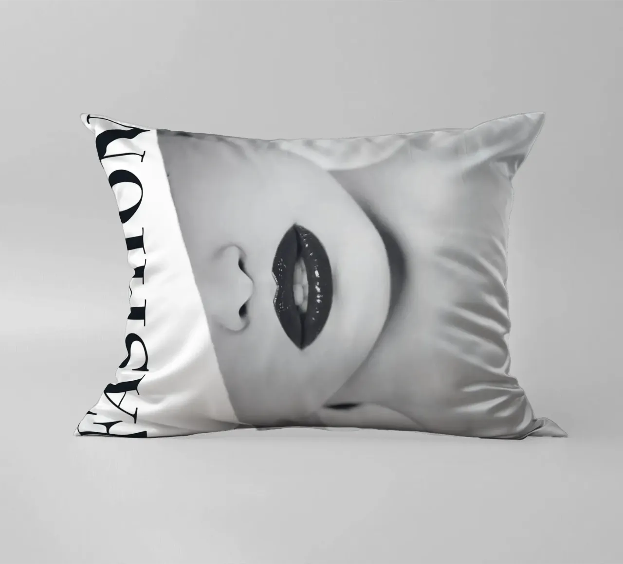 Minimalista, elegante, in bianco e nero cuscino da Whole©