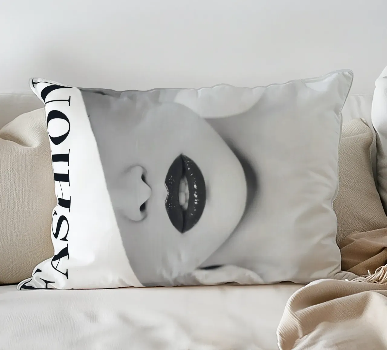 Minimalista, elegante, in bianco e nero cuscino da Whole©
